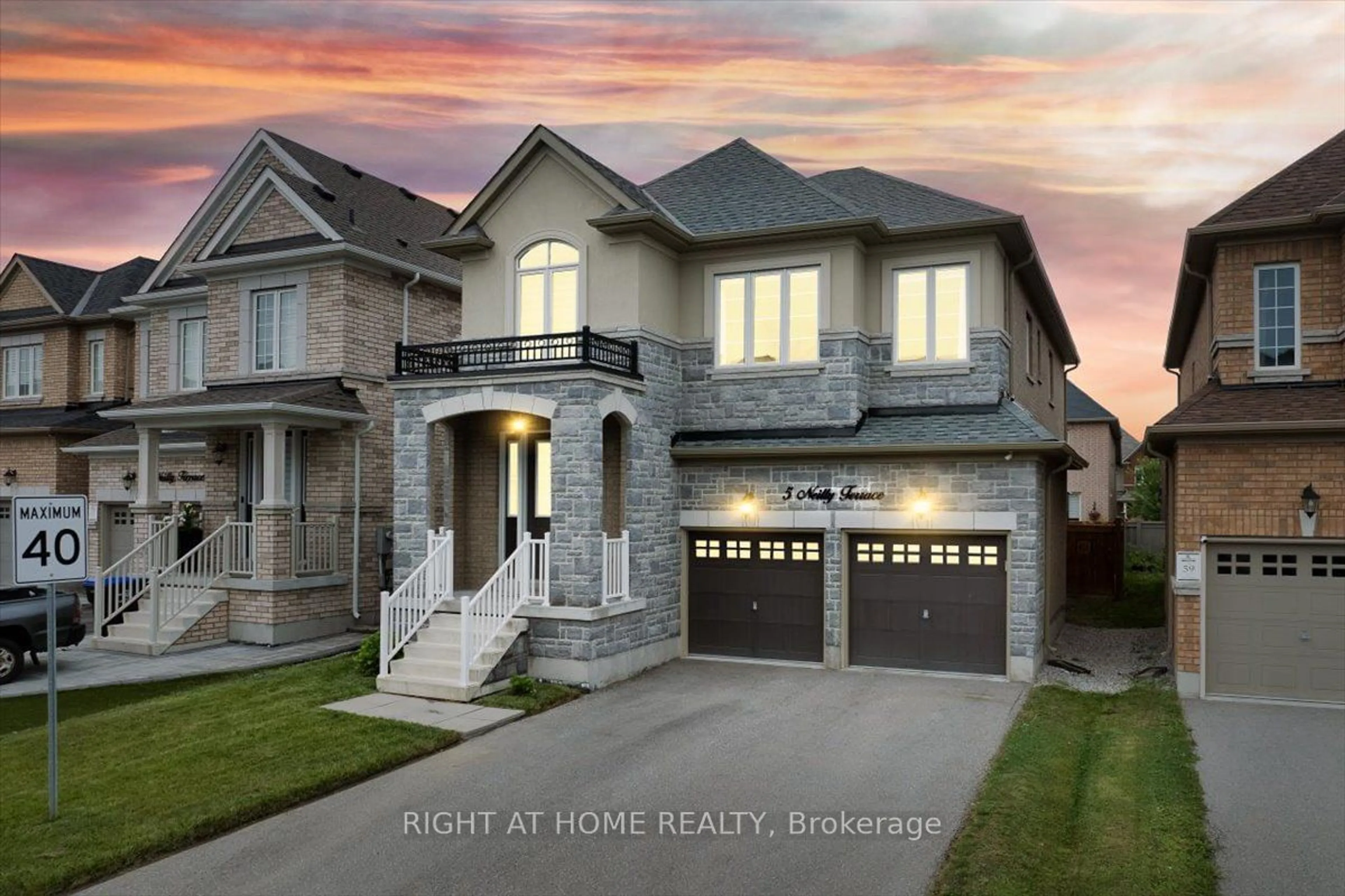 Frontside or backside of a home for 5 Neilly Terr, Bradford West Gwillimbury Ontario L3Z 4K9