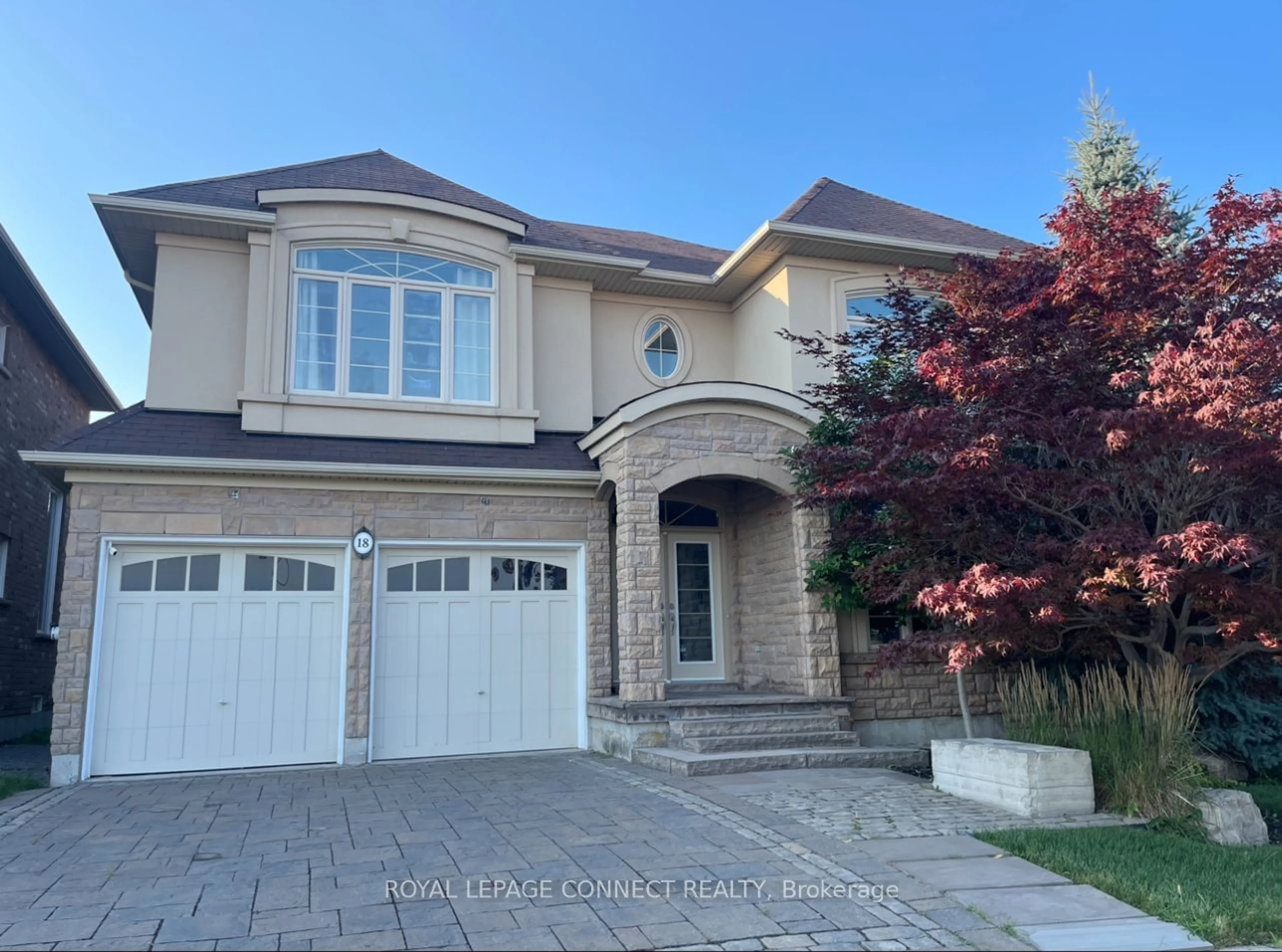 Frontside or backside of a home, the street view for 18 Kane Cres, Aurora Ontario L4G 0C5