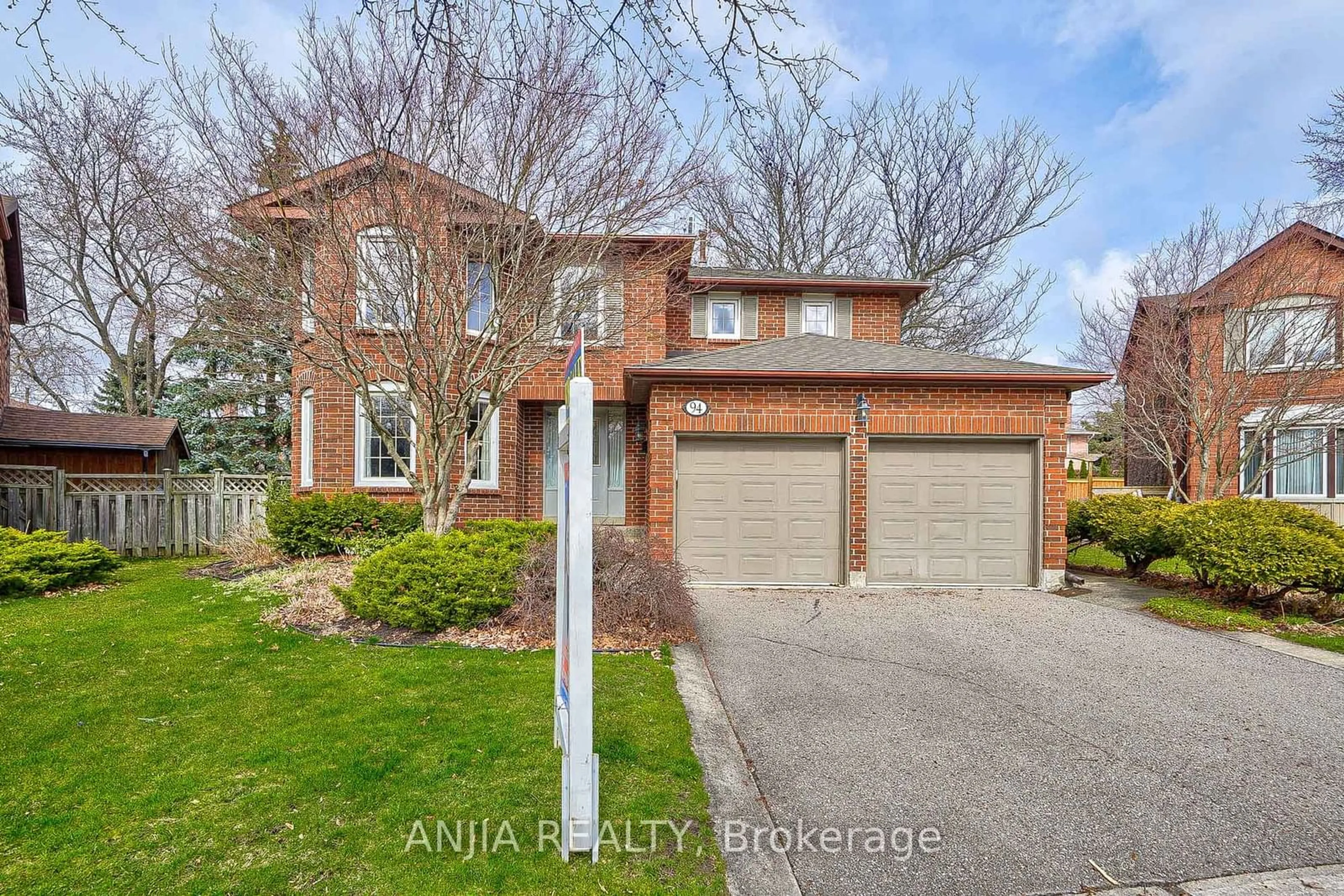 Frontside or backside of a home for 94 Tilman Circ, Markham Ontario L3P 5V4