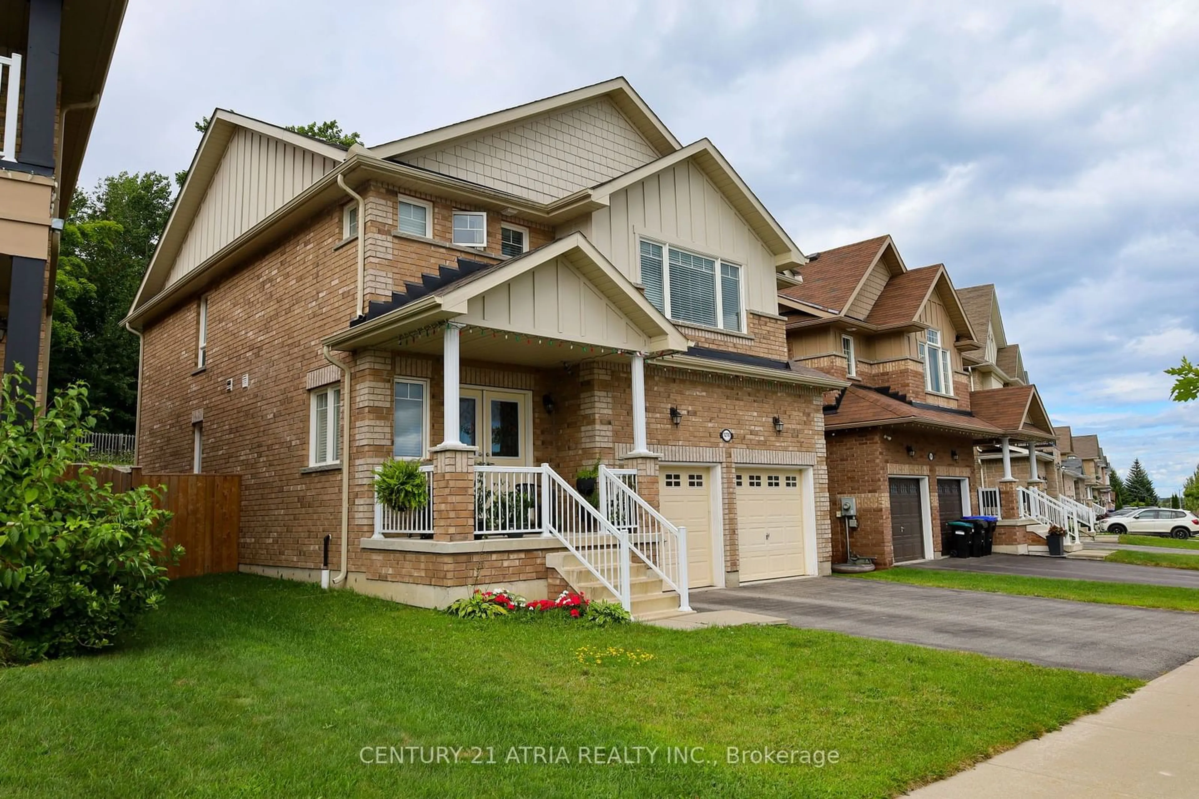 Frontside or backside of a home, the street view for 1270 Leslie Dr, Innisfil Ontario L9S 0L2