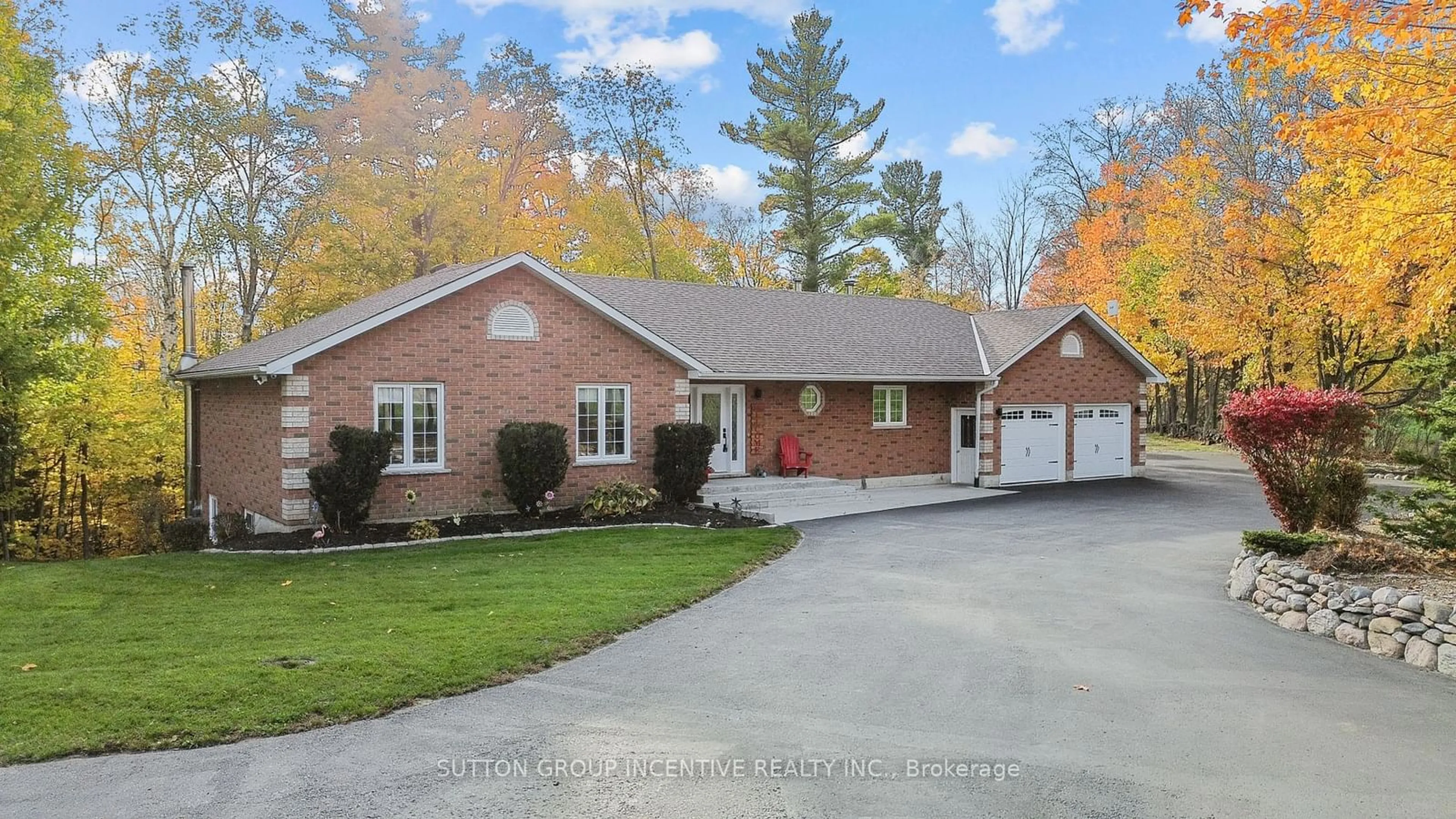 Frontside or backside of a home, cottage for 6072 5th Sdrd, Innisfil Ontario L0L 1L0