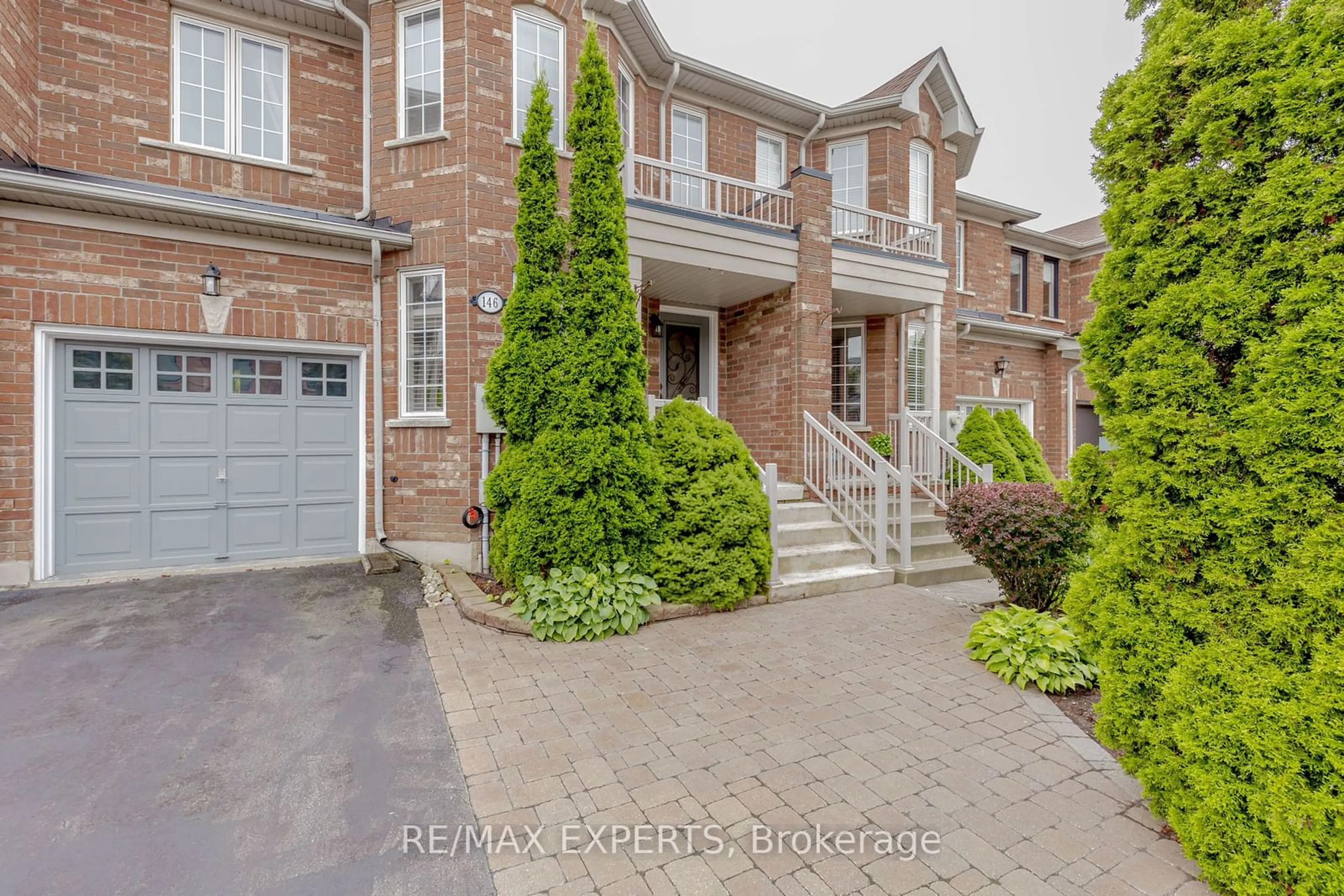 Home with brick exterior material for 146 Laurelhurst Cres, Vaughan Ontario L4H 2M7