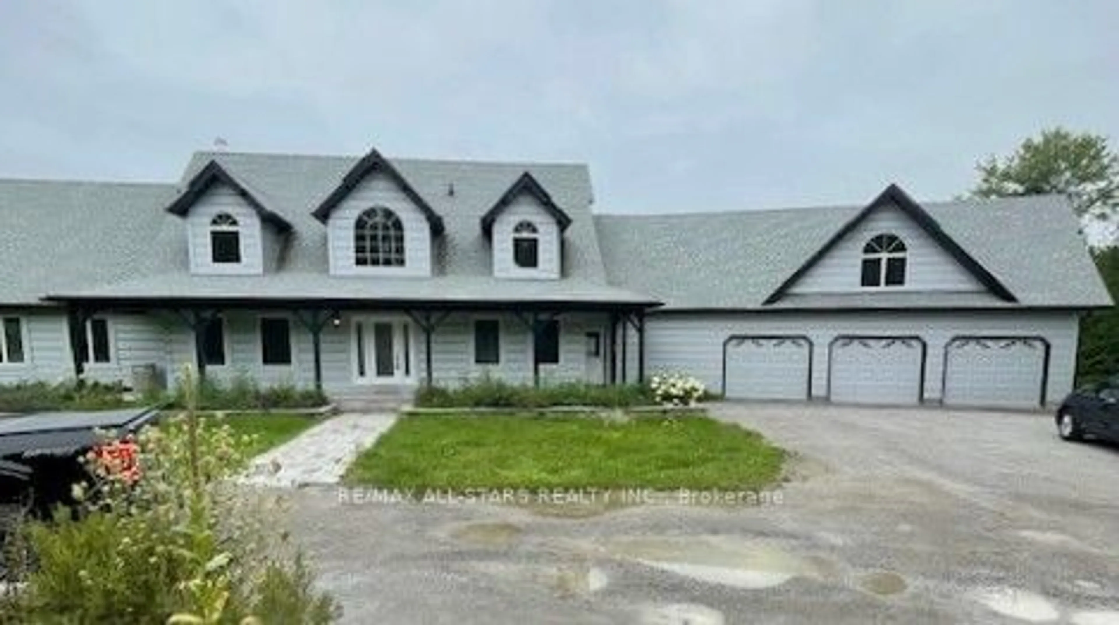 Frontside or backside of a home, cottage for 3913 Vivian Rd, Whitchurch-Stouffville Ontario L0G 1E0