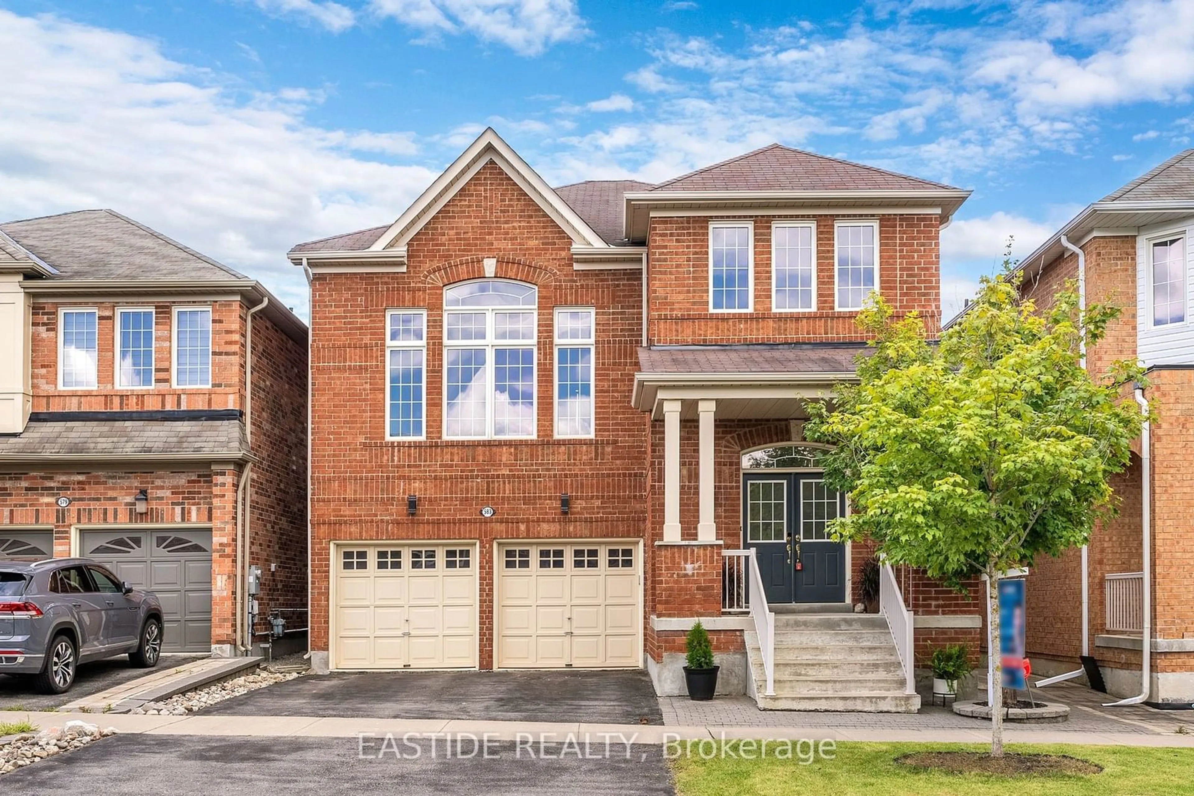 Home with brick exterior material for 583 Forsyth Farm Dr, Whitchurch-Stouffville Ontario L4A 0N8