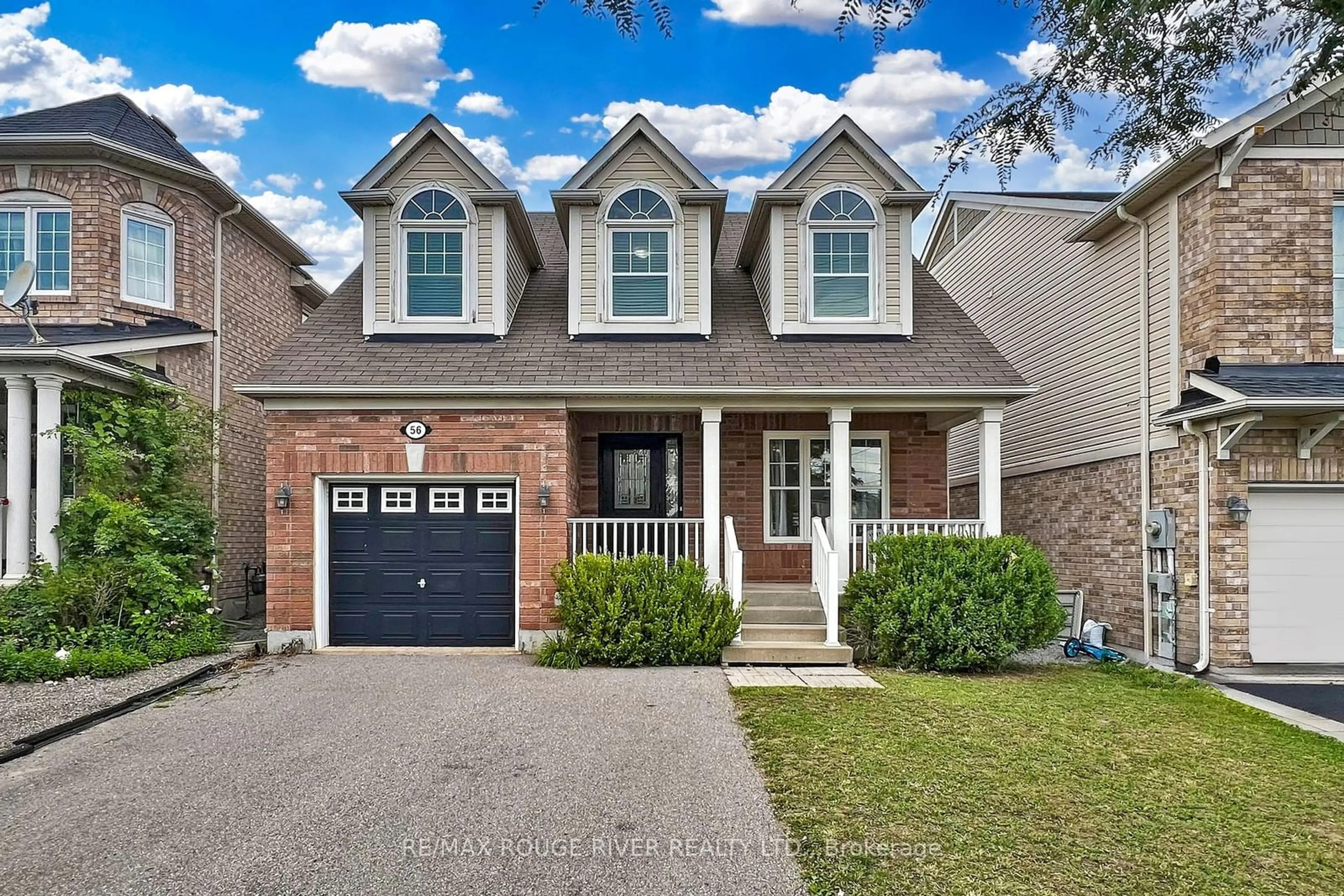 A pic from exterior of the house or condo for 56 Williamson Family Hollow, Newmarket Ontario L3X 3K2