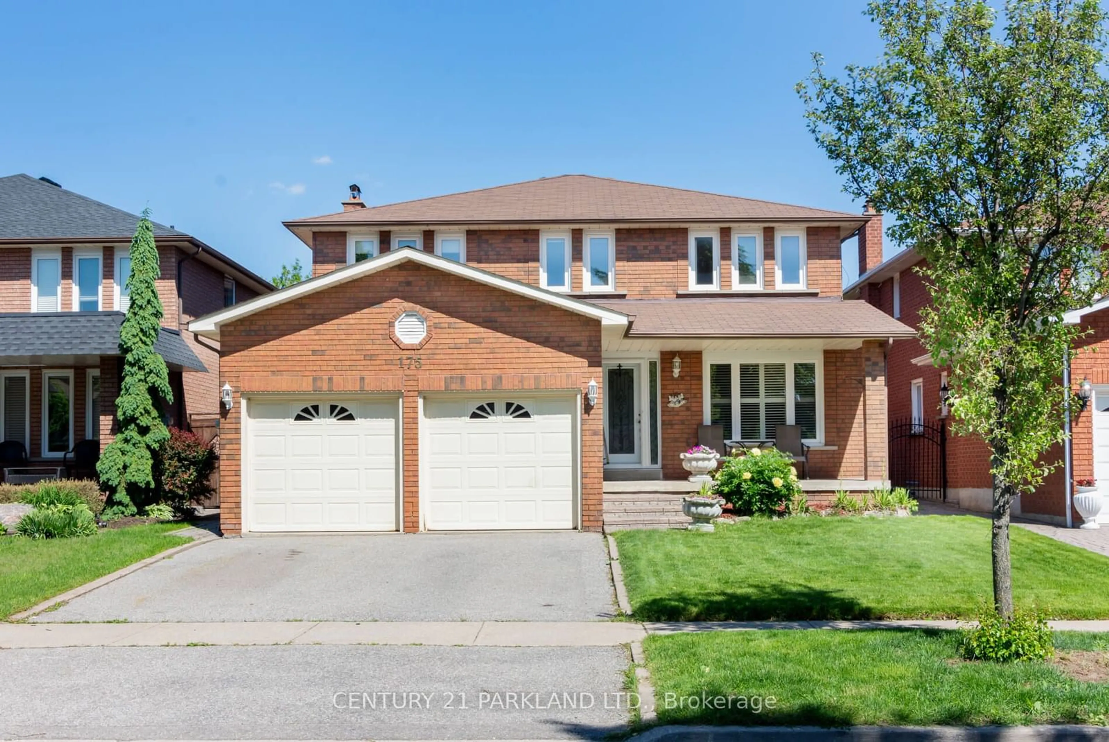 Home with brick exterior material for 175 Belair Way, Vaughan Ontario L4L 7T4