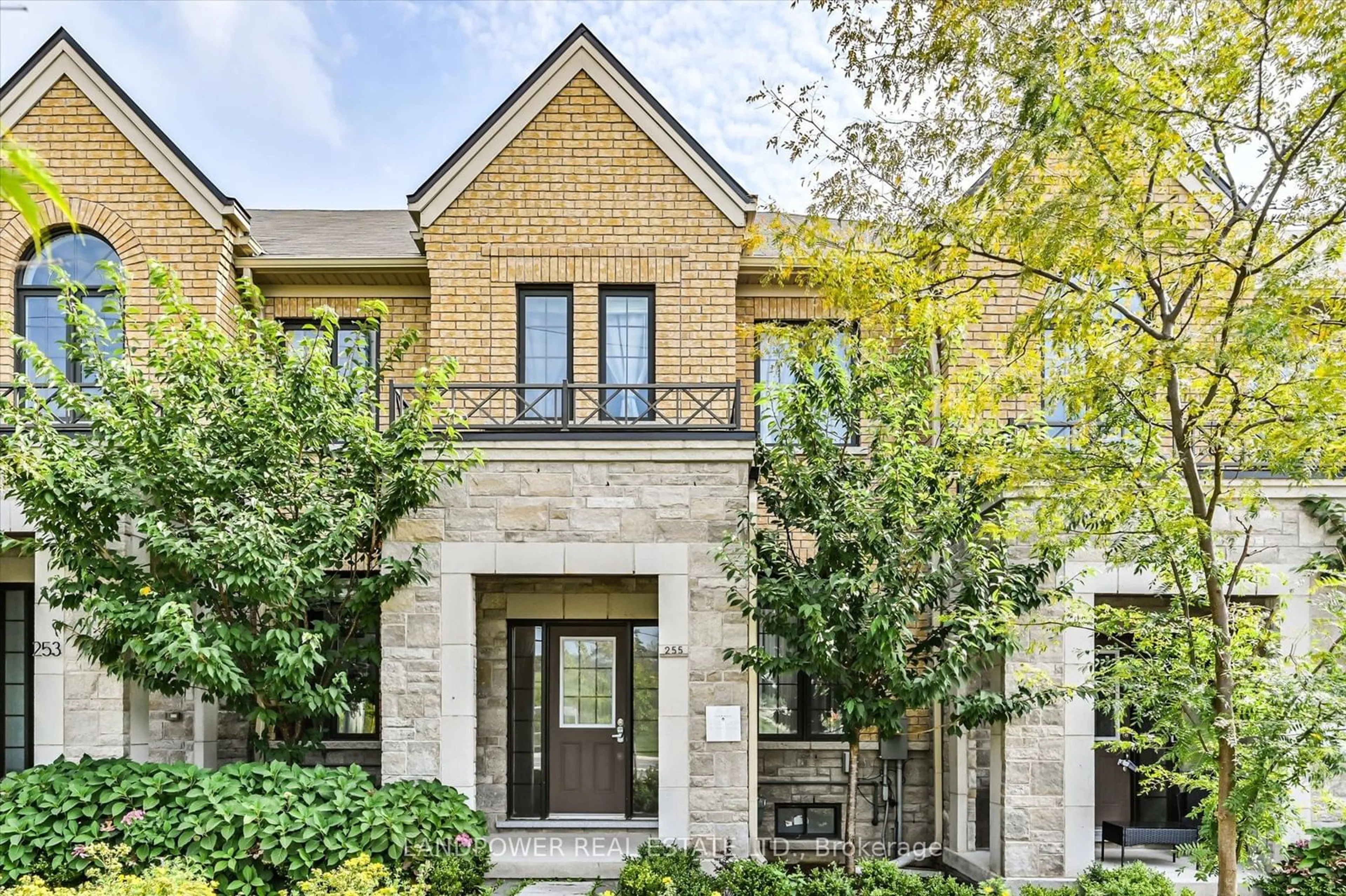 Home with brick exterior material for 255 Bloomington Rd, Richmond Hill Ontario L4E 1G4