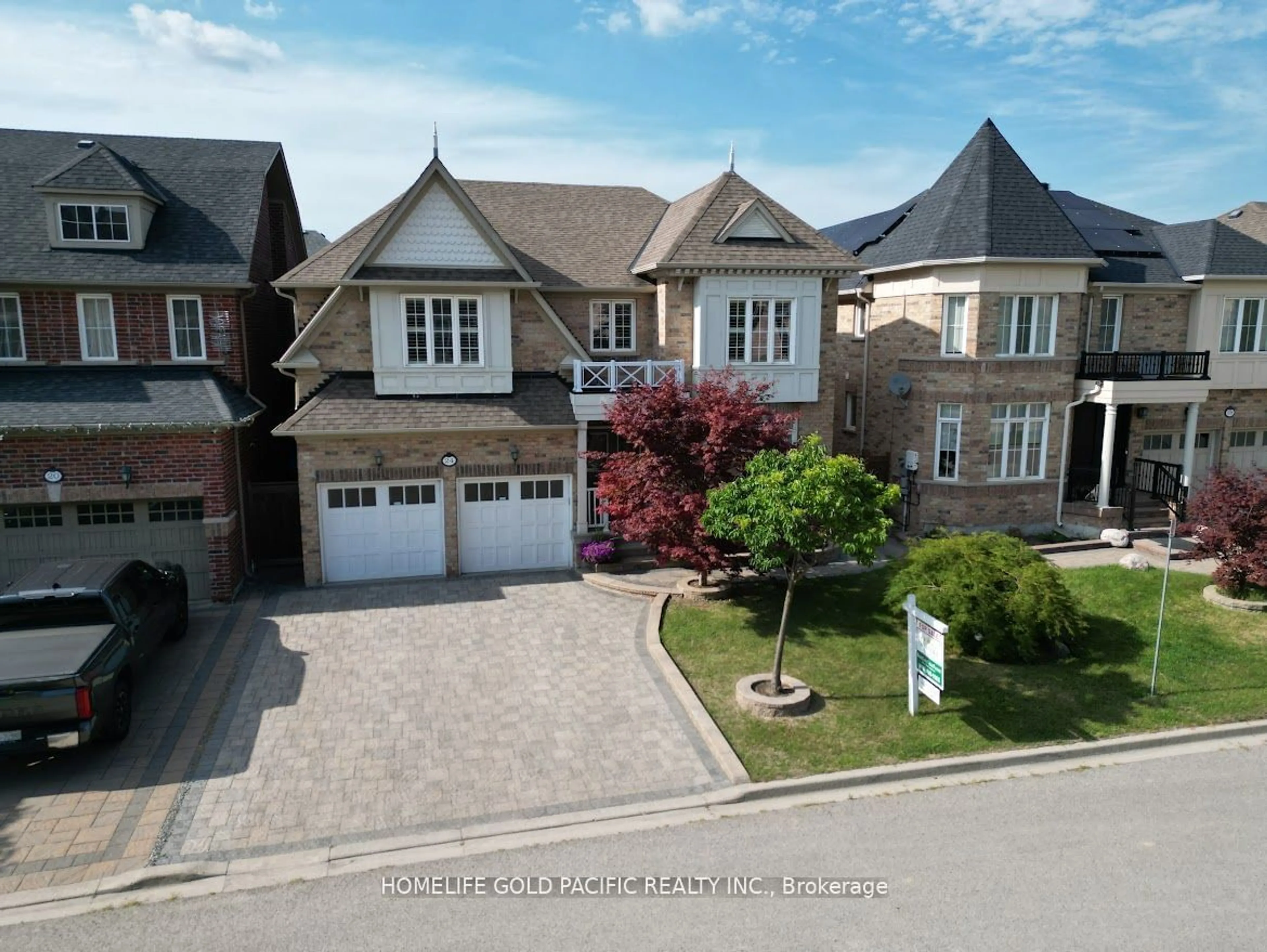 Frontside or backside of a home, the street view for 24 Earnshaw Dr, Markham Ontario L6C 0E4