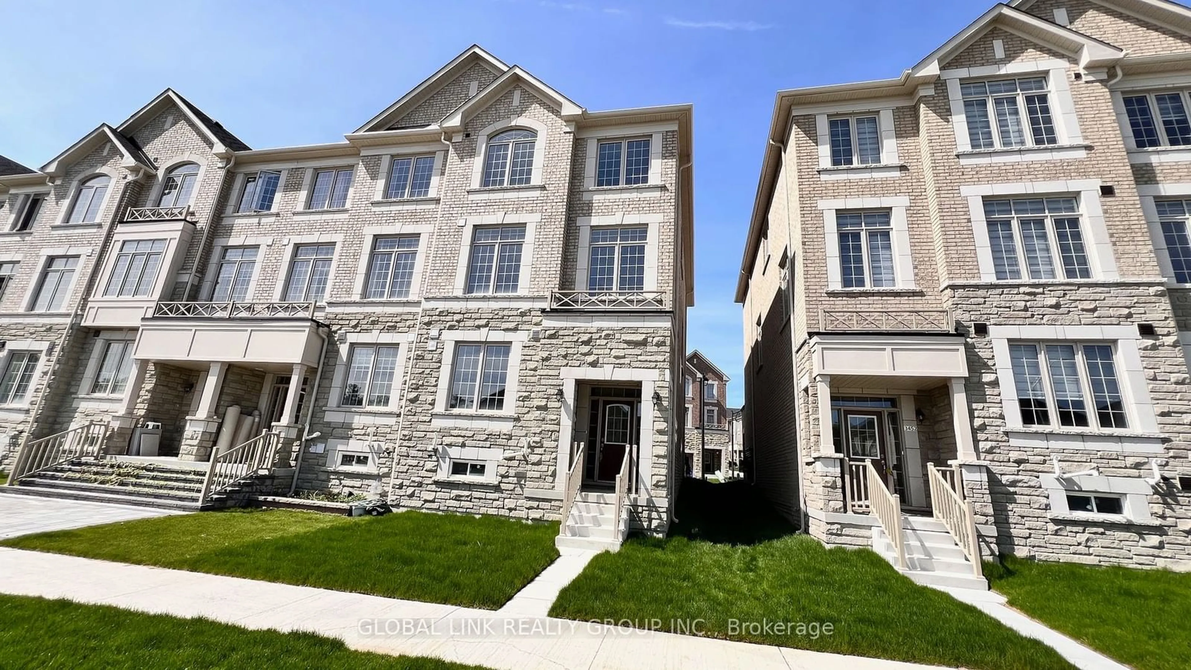 A pic from exterior of the house or condo for 3450 Denison St, Markham Ontario L3S 0E9