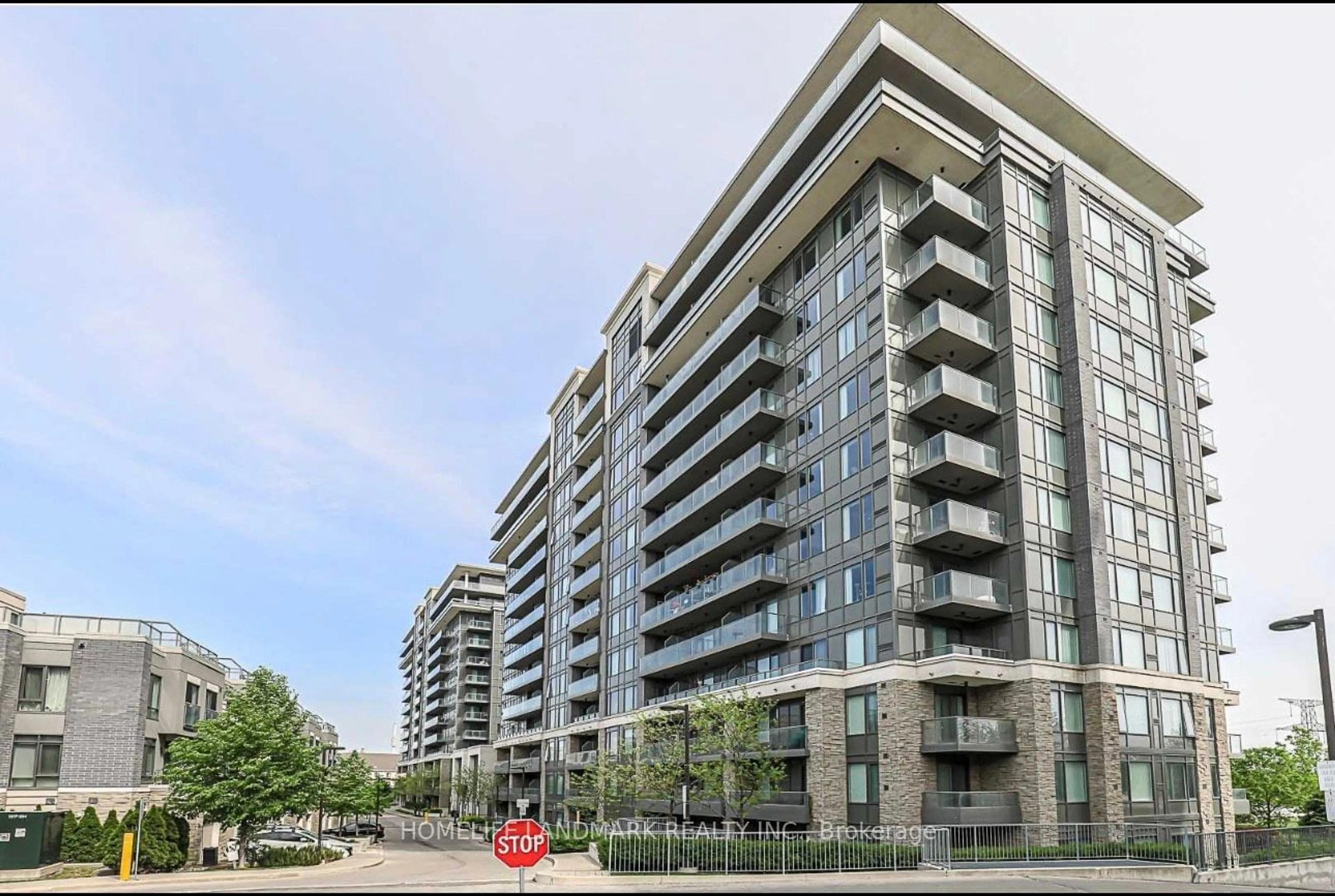 A pic from exterior of the house or condo for 277 South Park Rd #208, Markham Ontario L3T 0B7