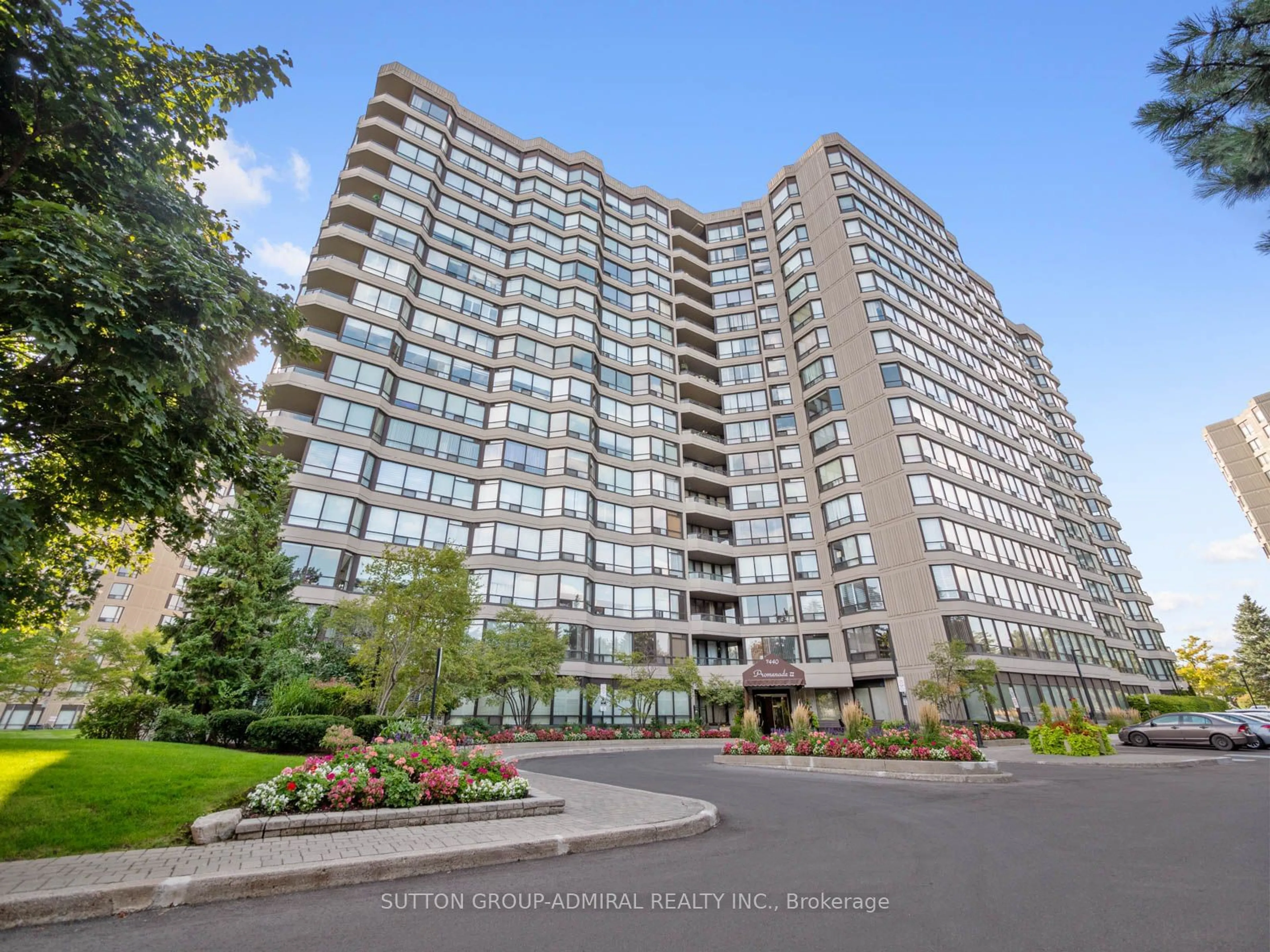 A pic from exterior of the house or condo for 7440 Bathurst St #708, Vaughan Ontario L4J 7K8