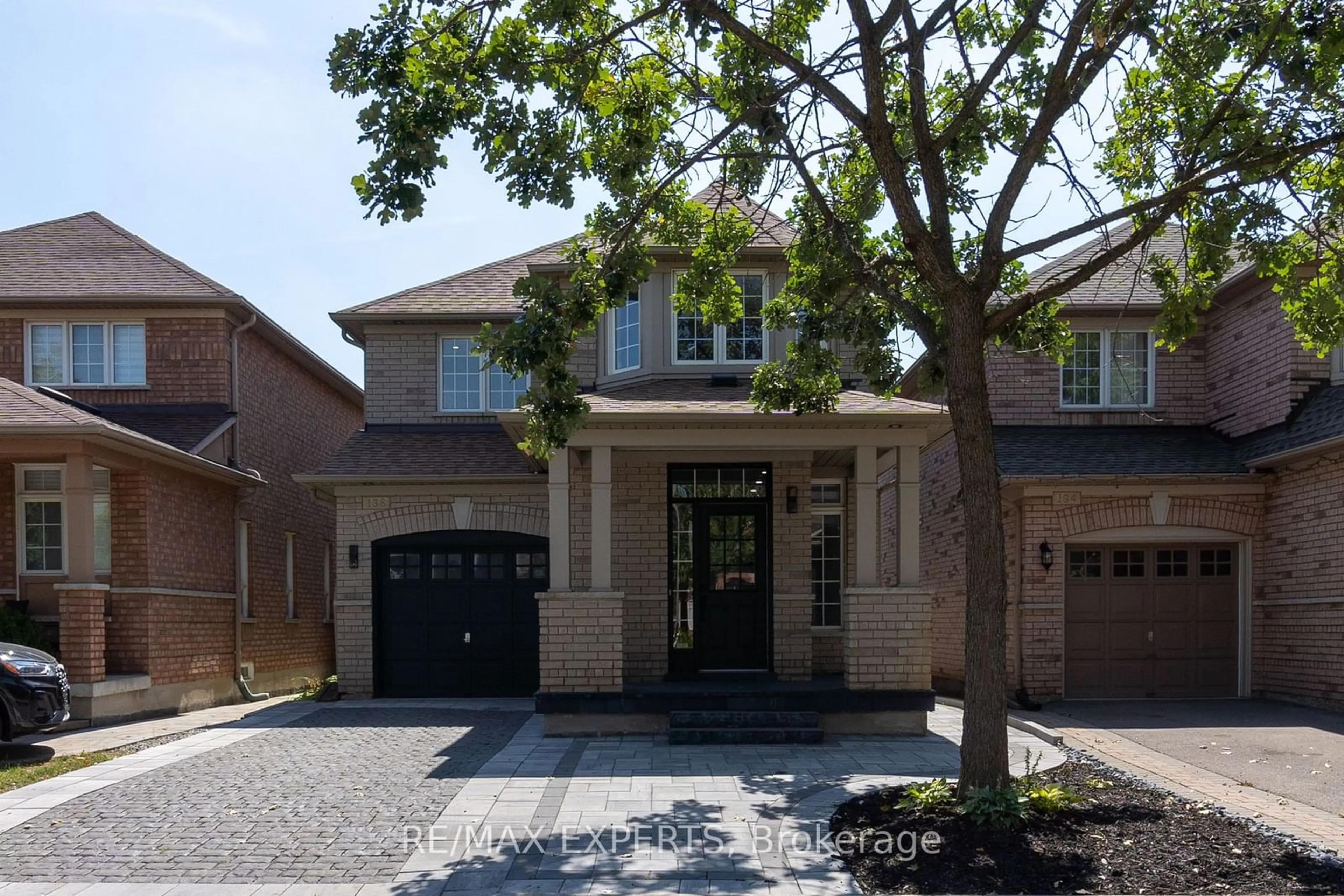 Home with brick exterior material for 138 Moraine Dr, Vaughan Ontario L4H 2E6