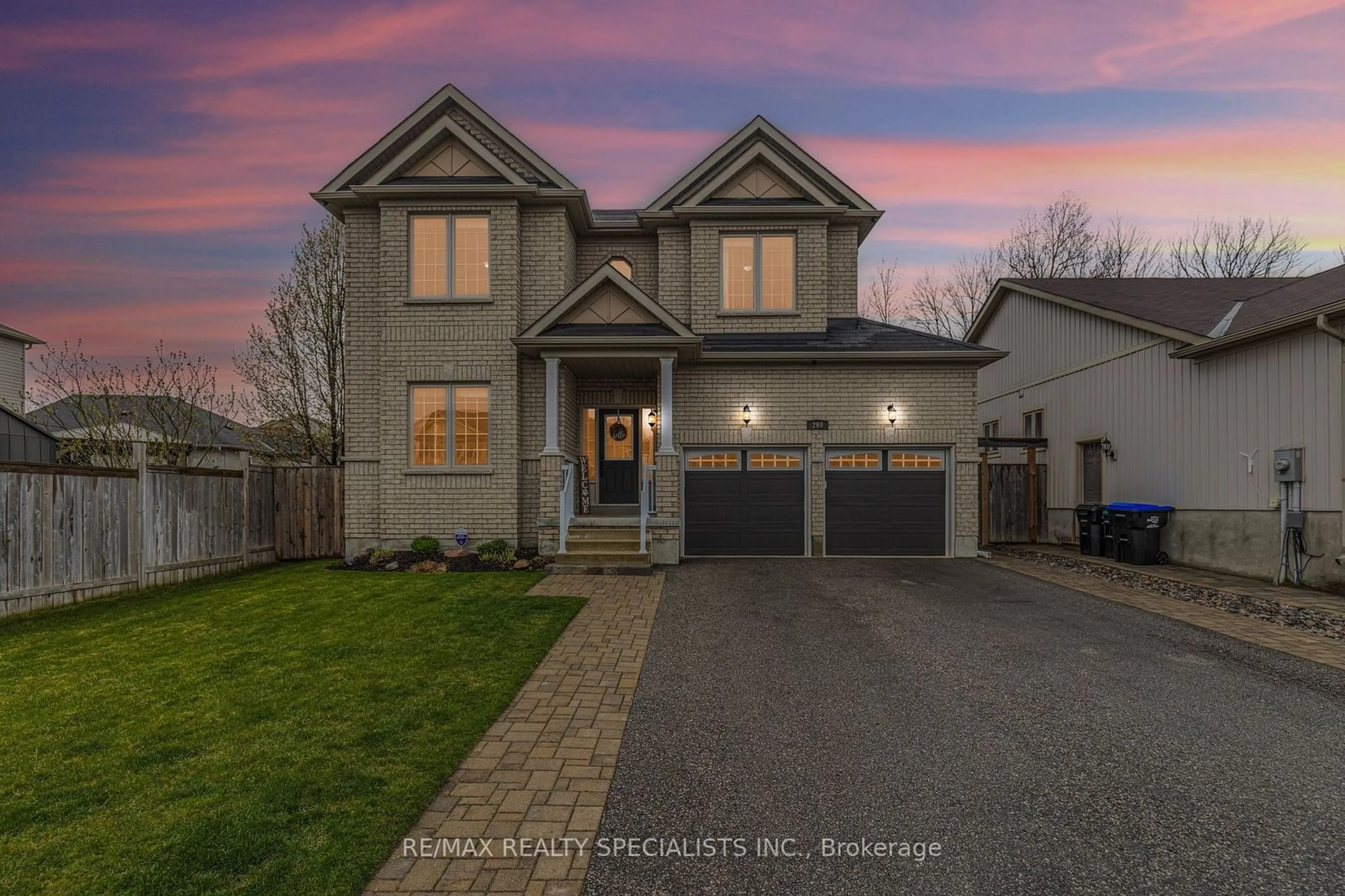 Frontside or backside of a home, the street view for 260 Greenwood Dr, Essa Ontario L0M 1B4