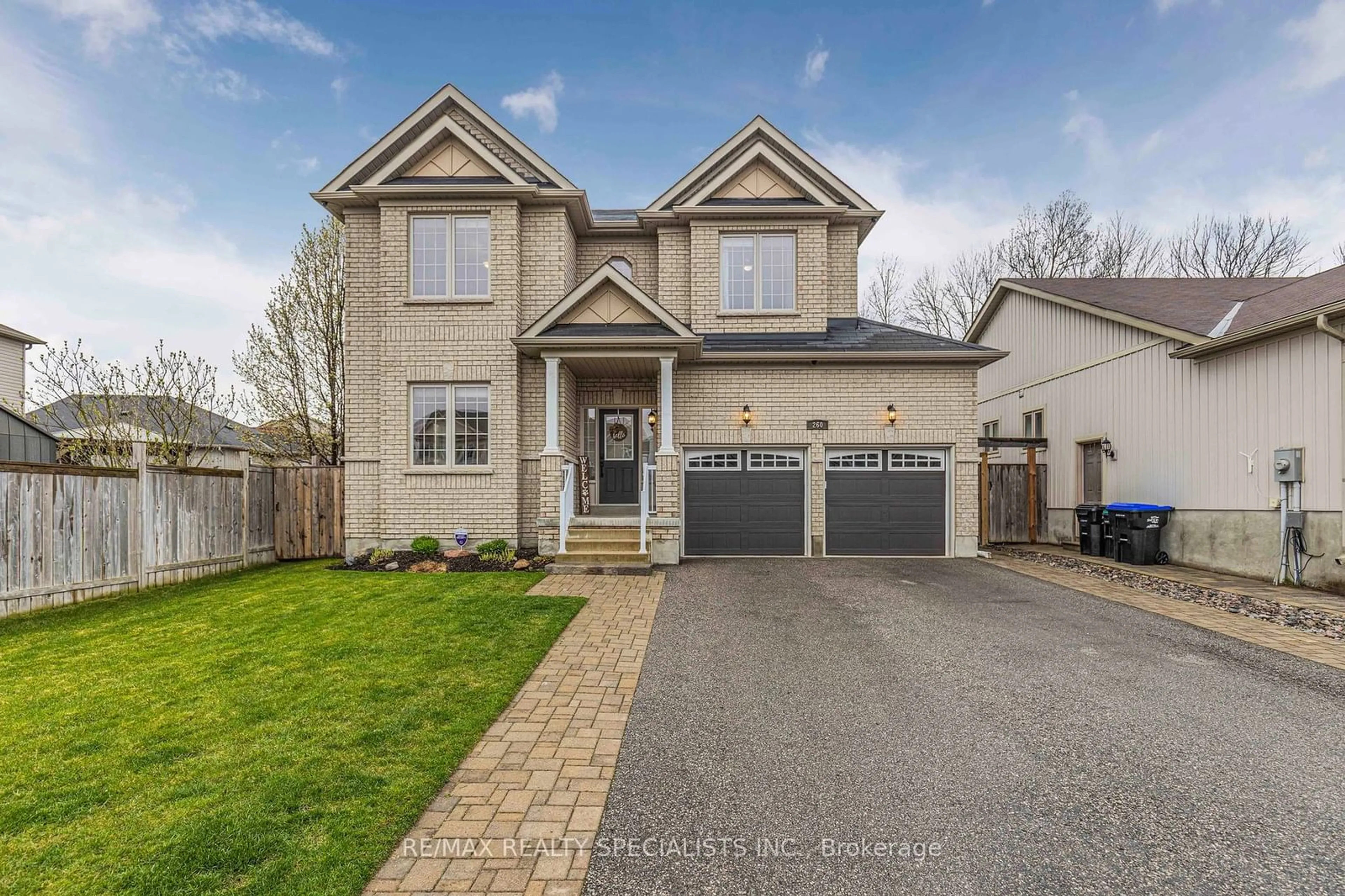 Frontside or backside of a home, the street view for 260 Greenwood Dr, Essa Ontario L0M 1B4