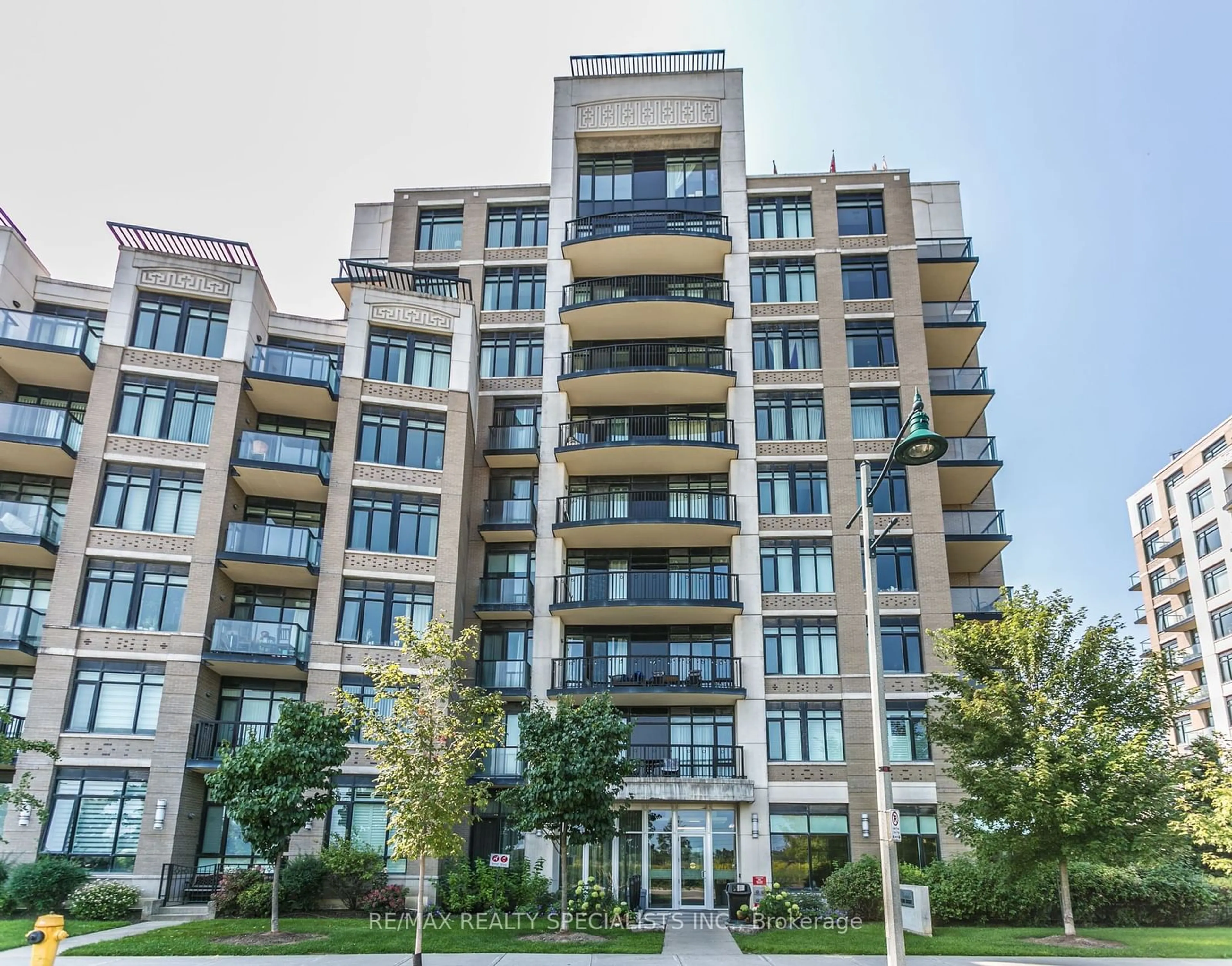 A pic from exterior of the house or condo for 111 Upper Duke Cres #108, Markham Ontario L6G 0C8