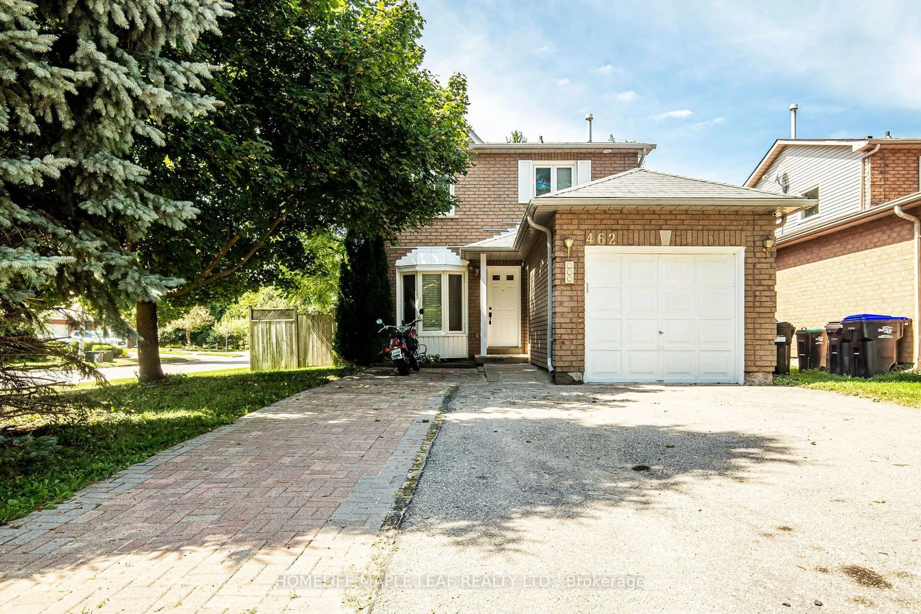 Home with brick exterior material for 462 Haines St, New Tecumseth Ontario L0G 1A0