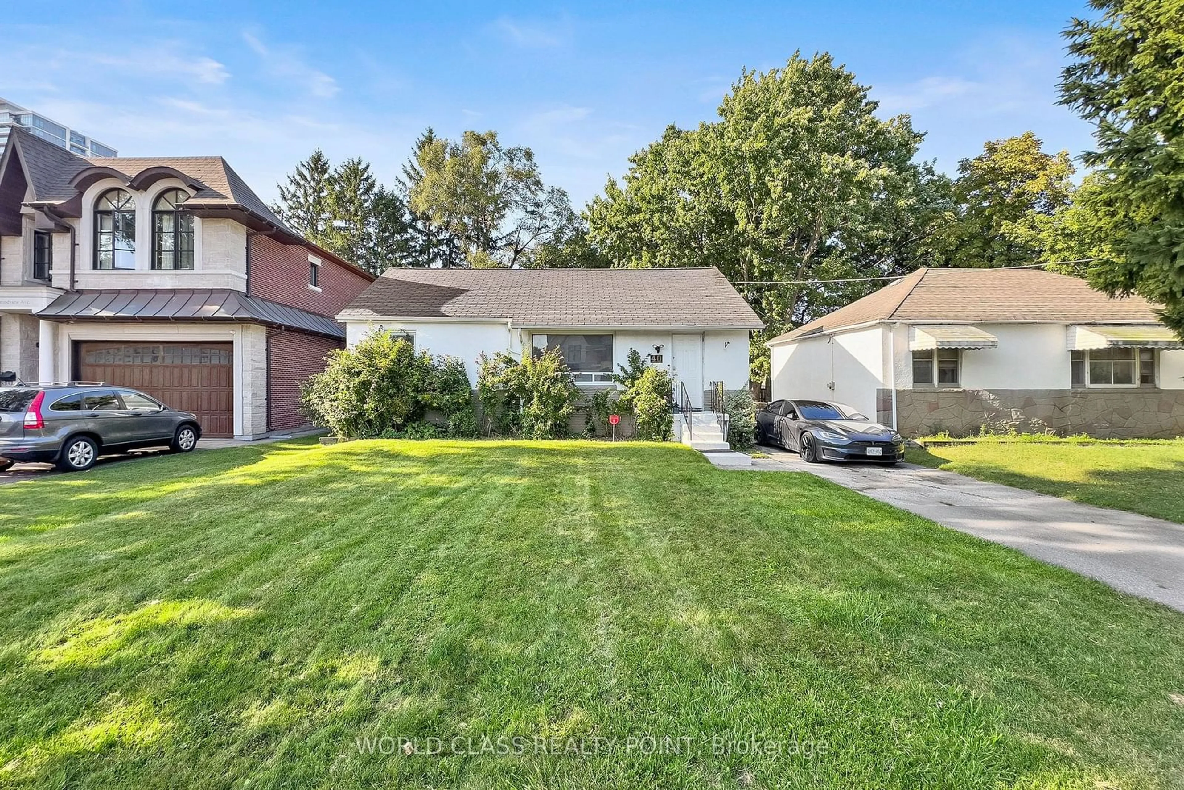 Frontside or backside of a home for 40 Grandview Ave, Markham Ontario L3T 1H2