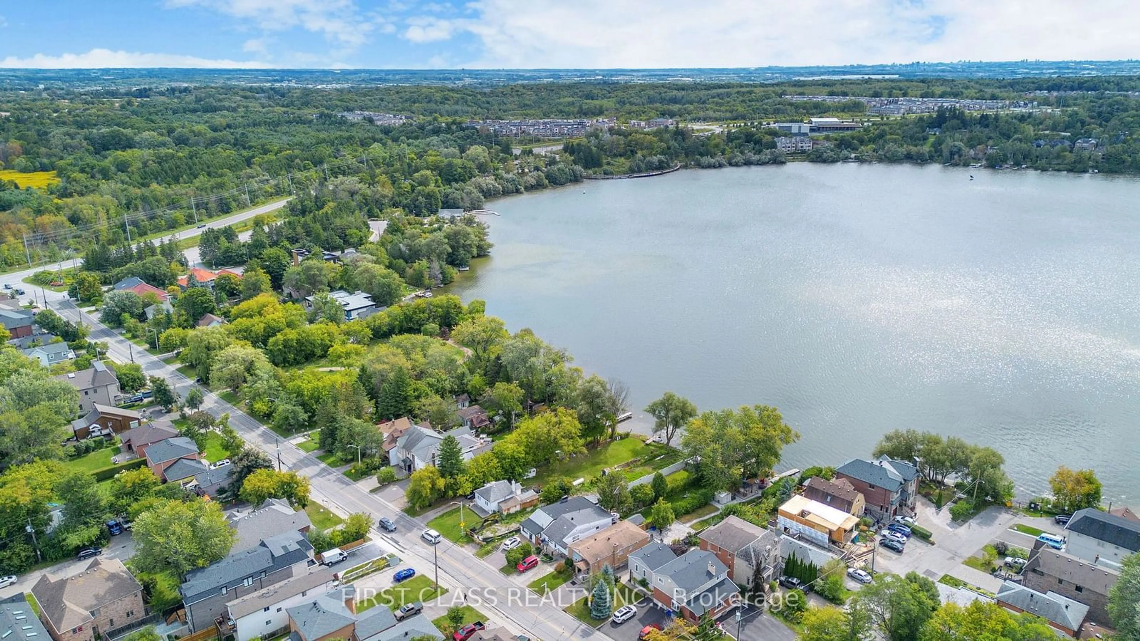 A pic from exterior of the house or condo, the view of lake or river for 82 Carousel Cres, Richmond Hill Ontario L4E 3X6