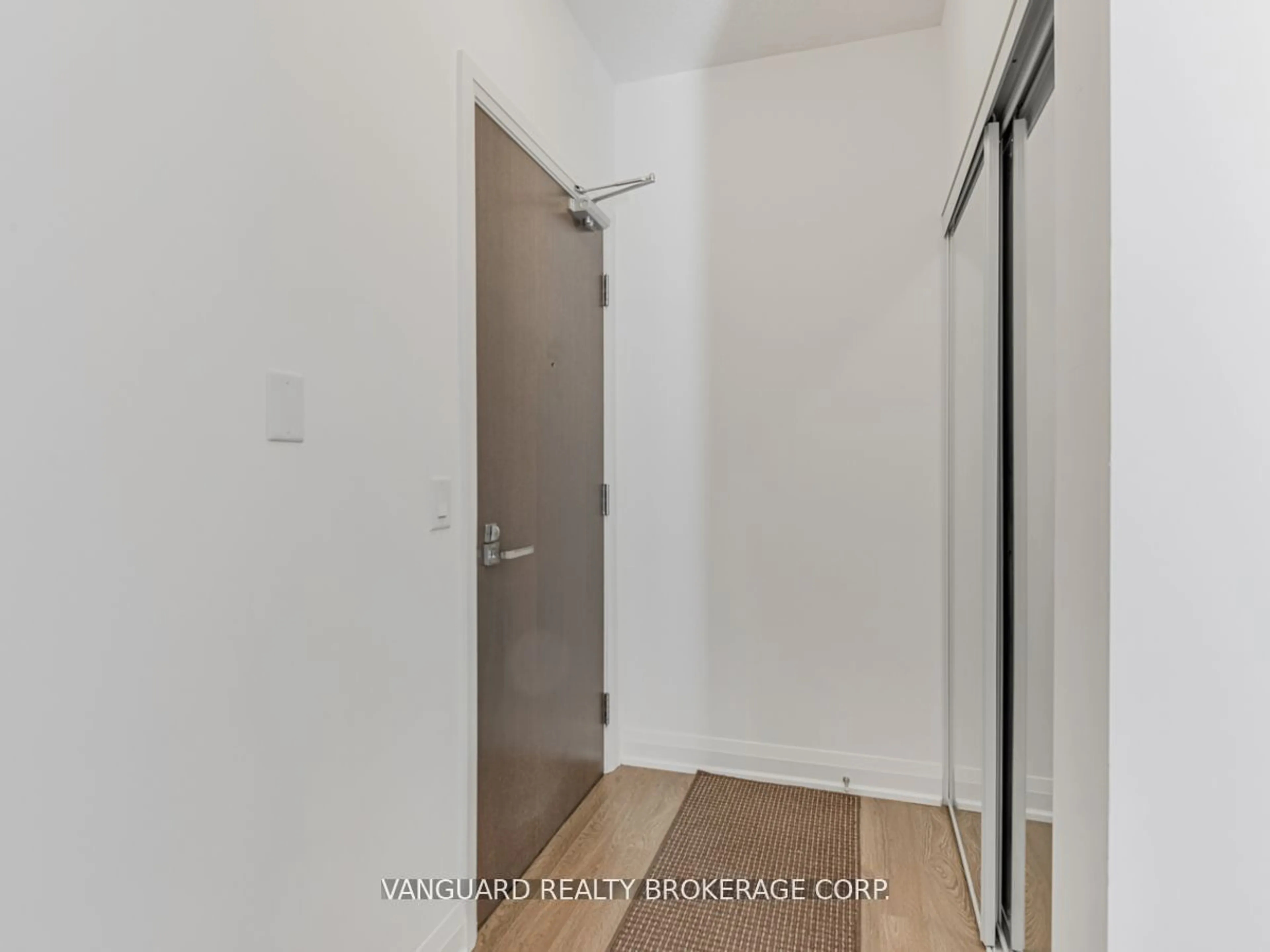 Indoor entryway for 75 North Park Rd #208, Vaughan Ontario L4J 0H8