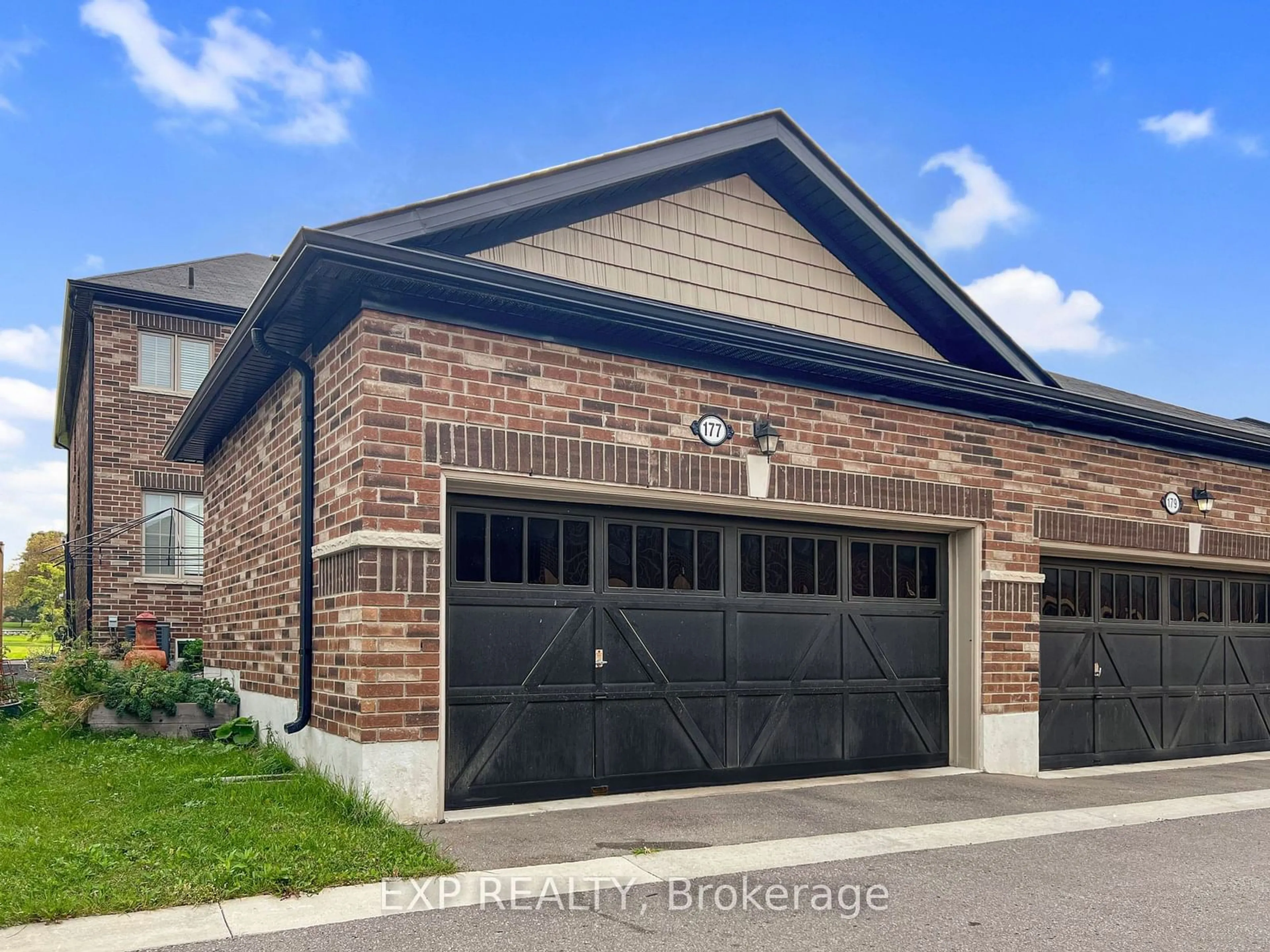 Home with brick exterior material for 177 Beechborough Cres, East Gwillimbury Ontario L9N 0P1