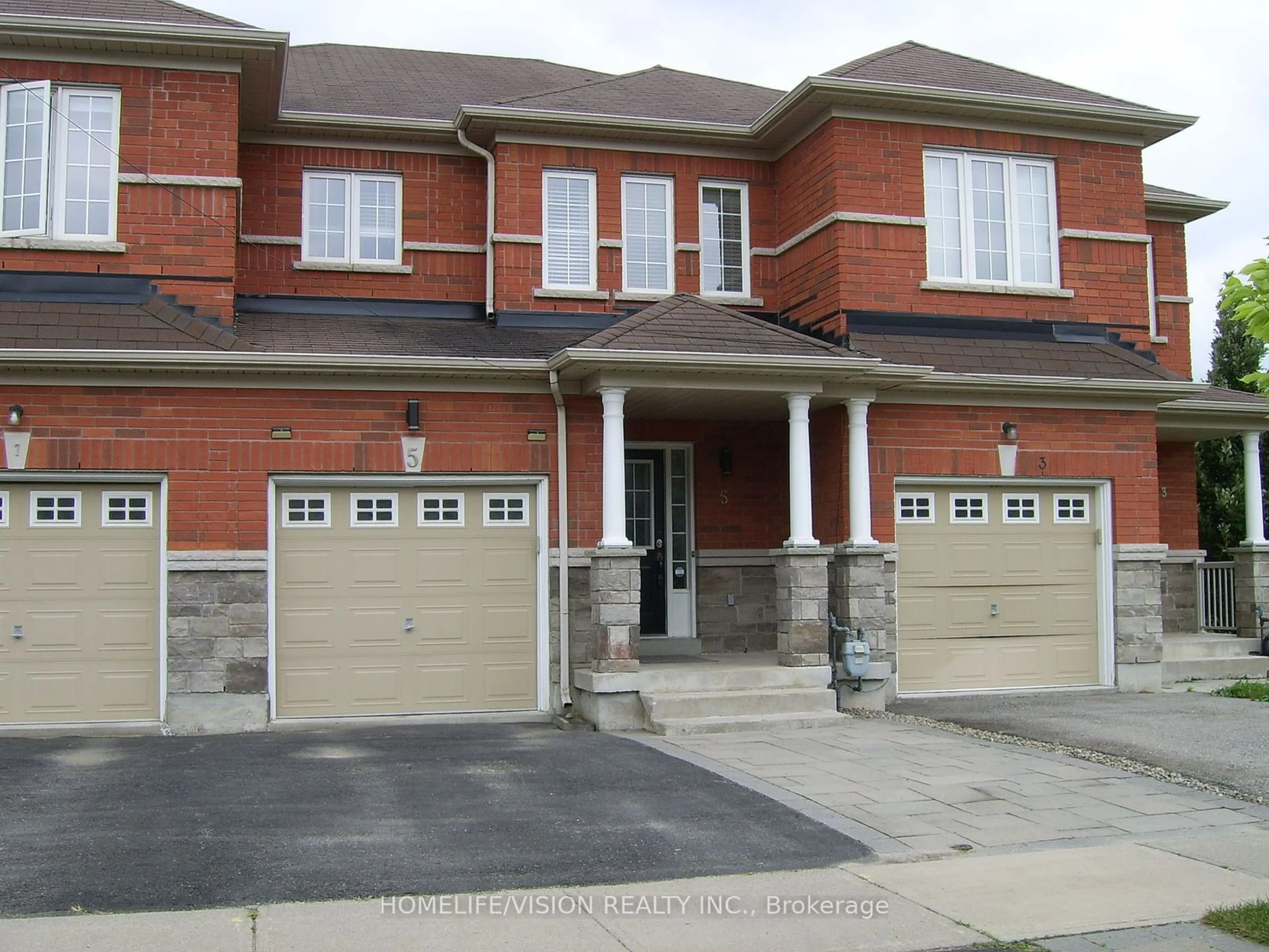 Home with brick exterior material for 5 Hawkes Dr, Richmond Hill Ontario L4S 0C3