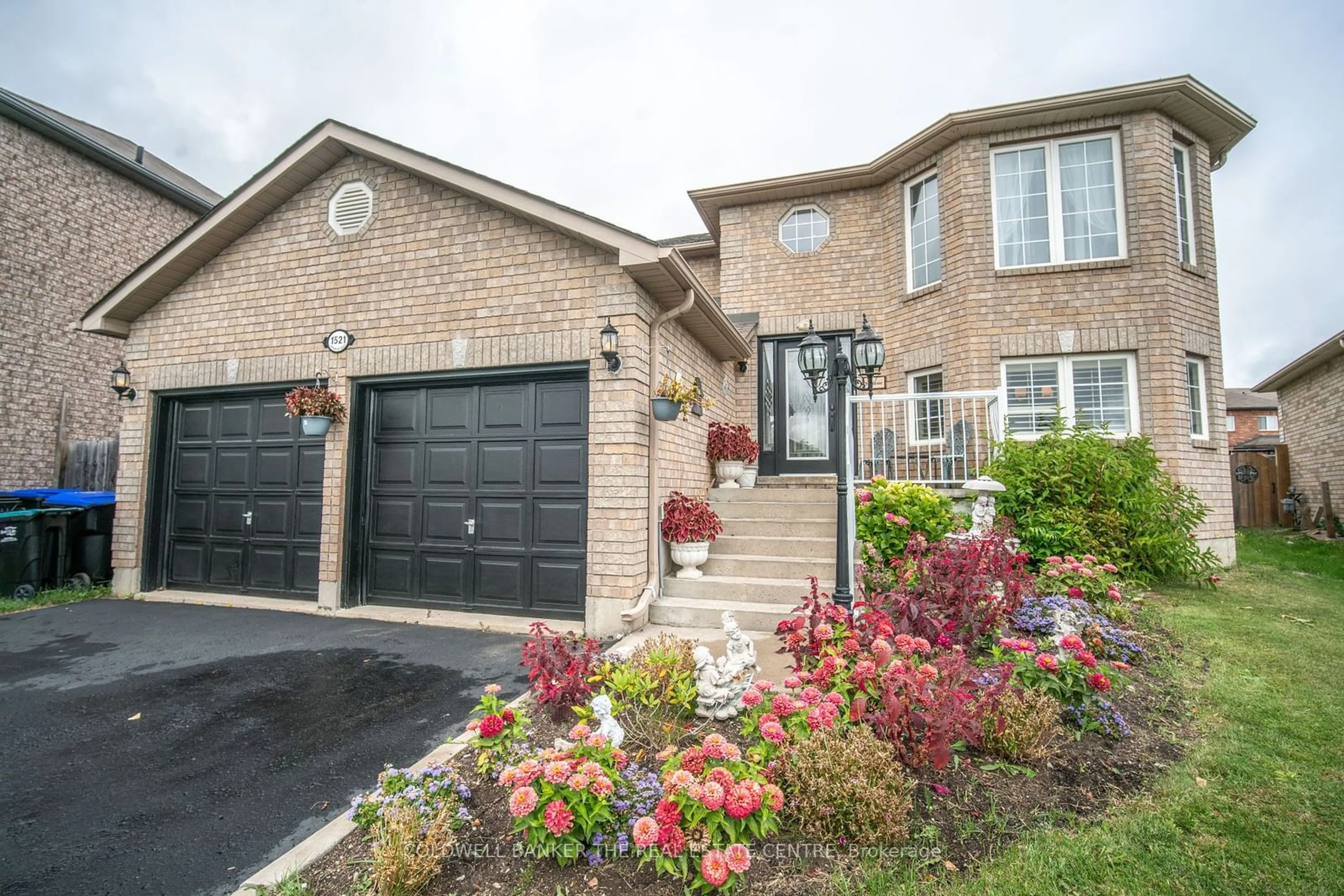 Home with brick exterior material for 1521 Rankin Way, Innisfil Ontario L9S 0C6