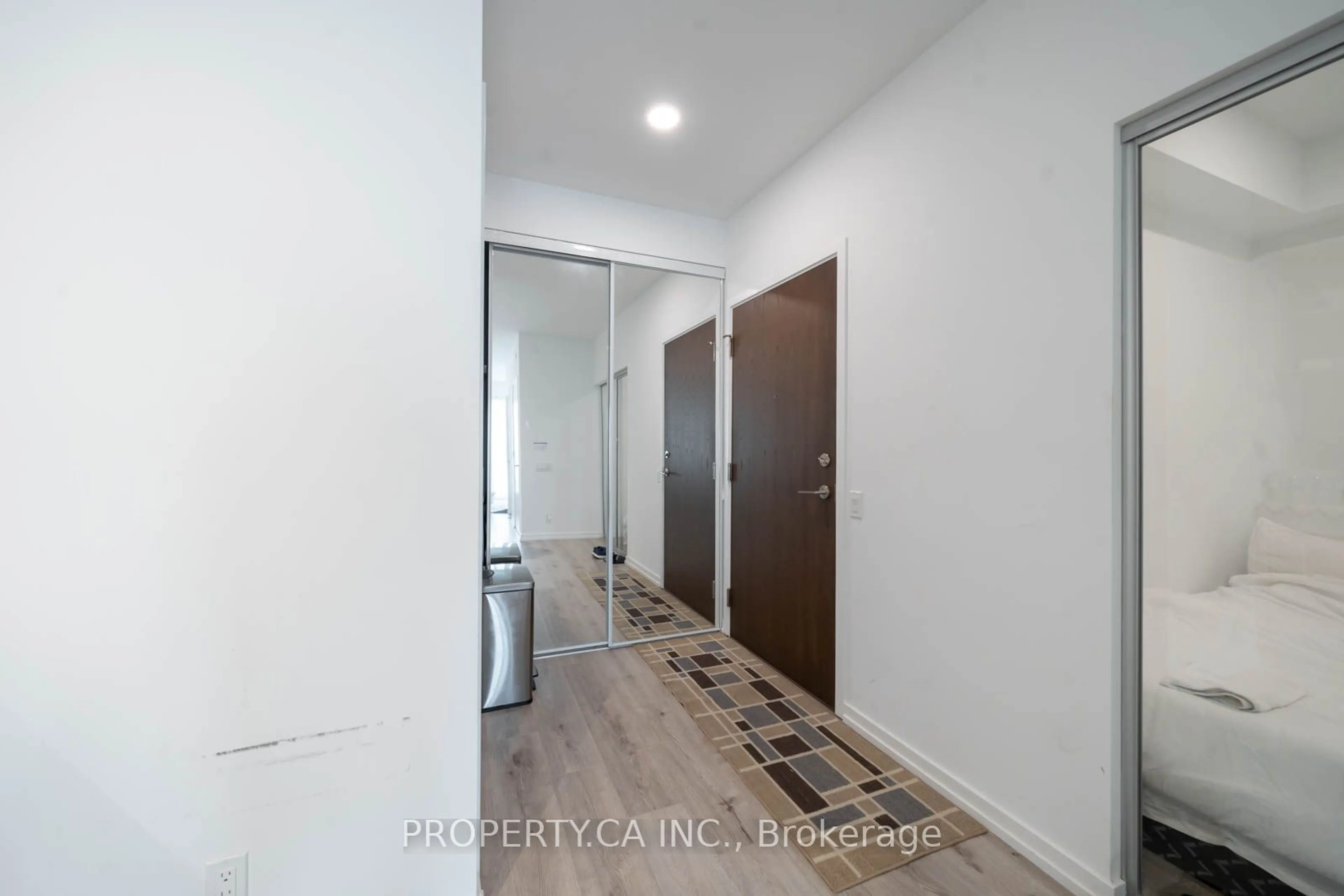 Indoor entryway, not visible floor for 7890 Jane St #5107, Vaughan Ontario L4J 2M7