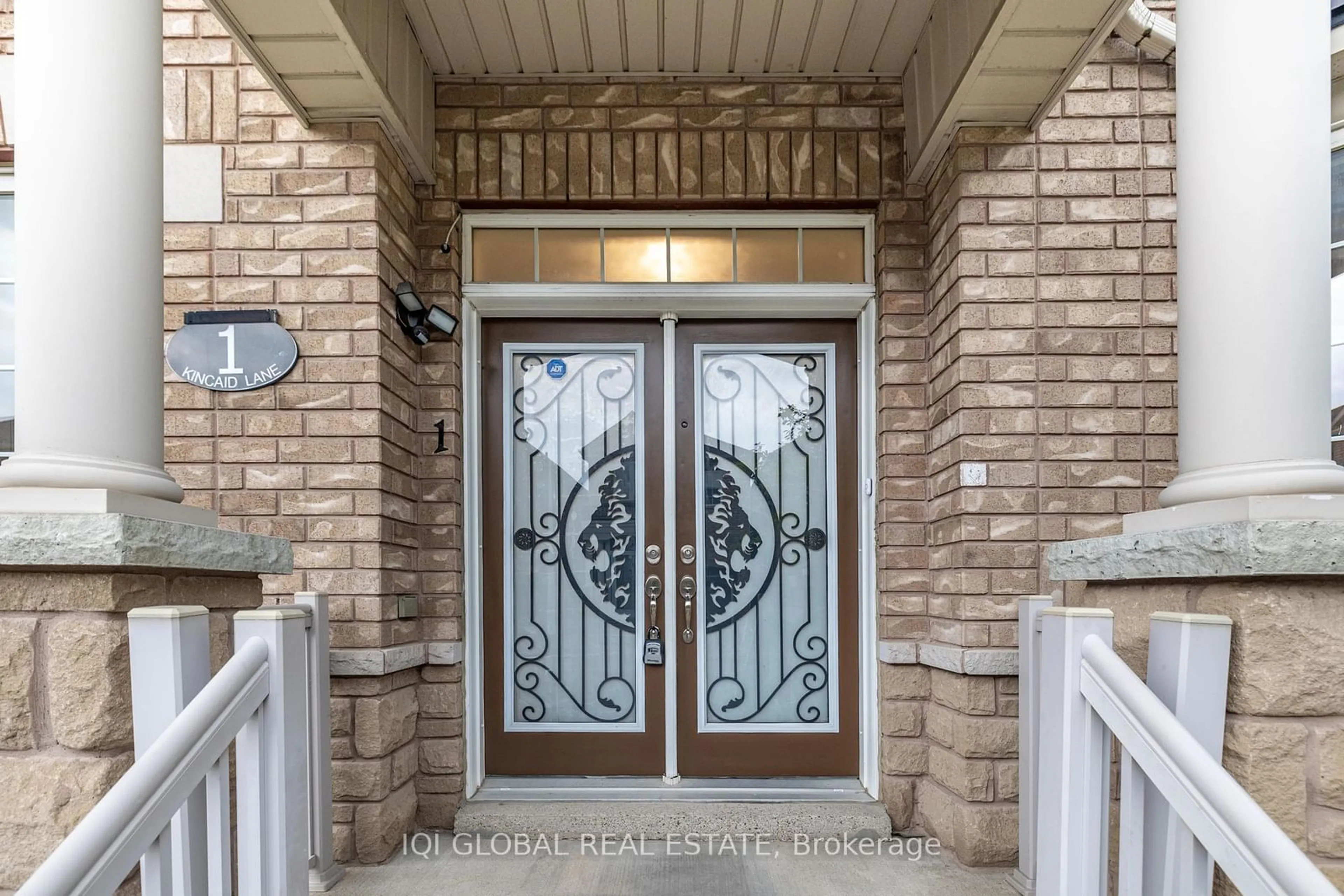 Indoor entryway for 1 Kincaid Lane, Markham Ontario L3S 0B9