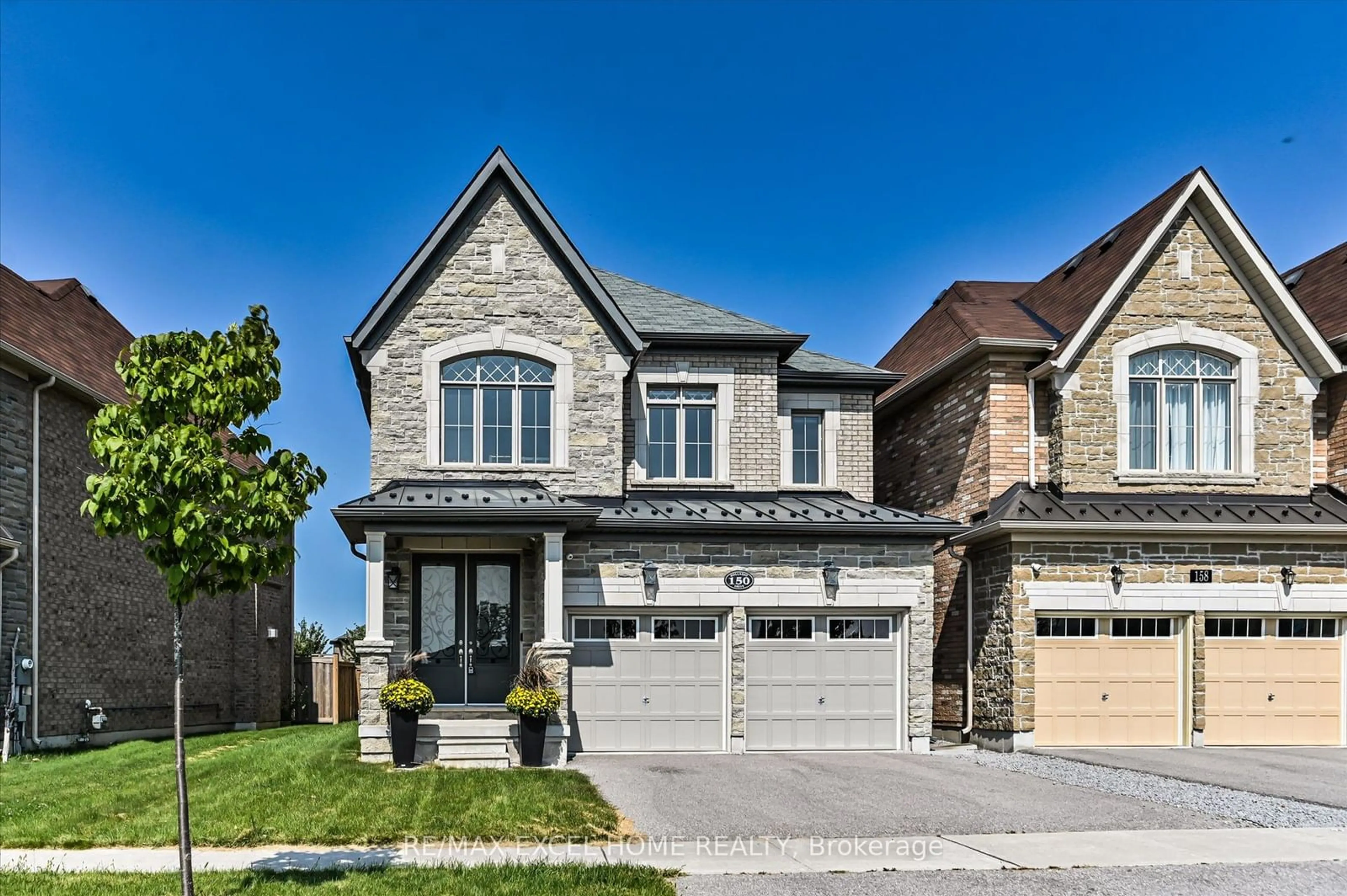 Home with brick exterior material for 150 Holladay Dr, Aurora Ontario L4G 7B7