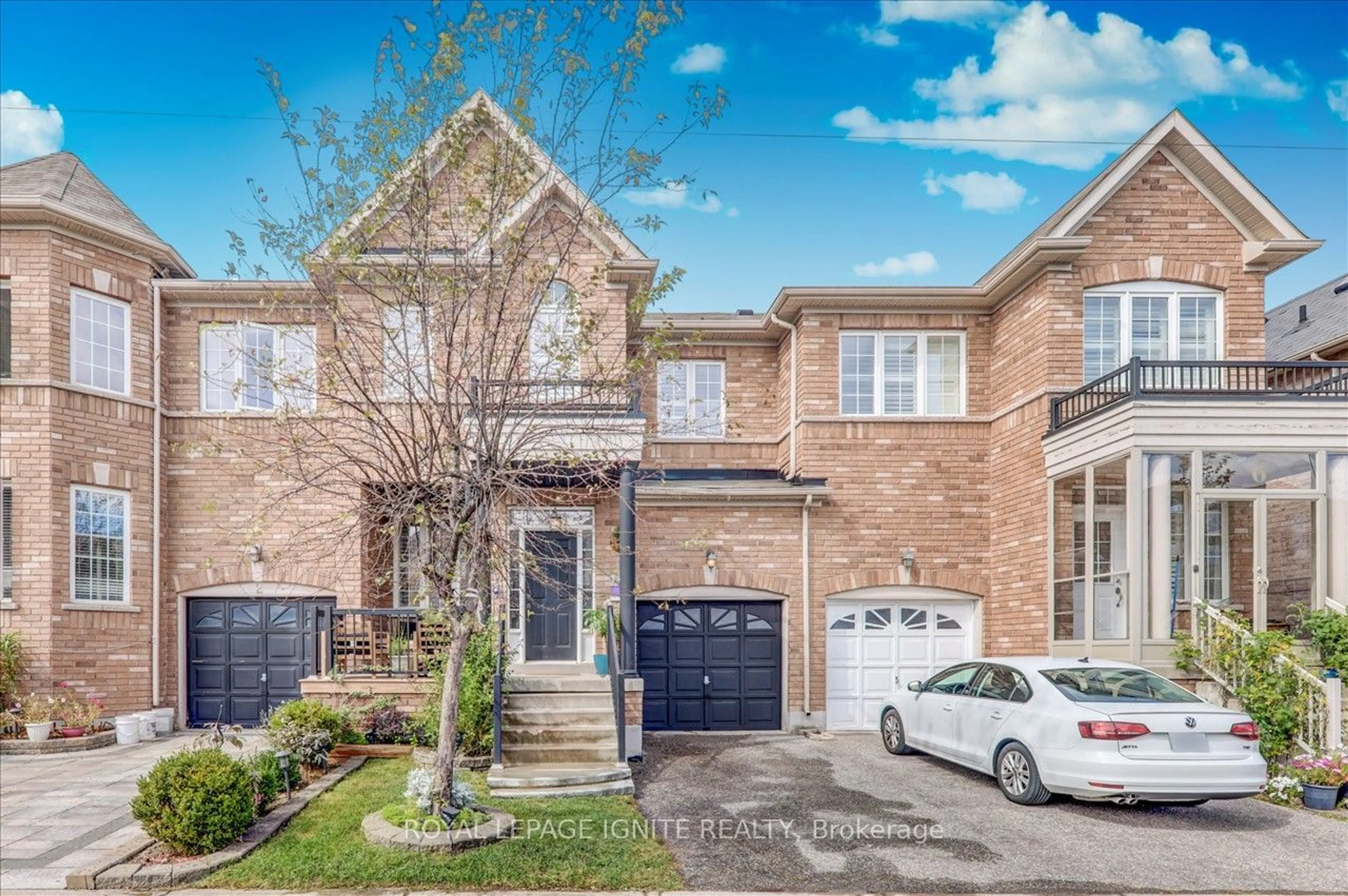 A pic from exterior of the house or condo for 4 Kincaid Lane, Markham Ontario L3S 0B9