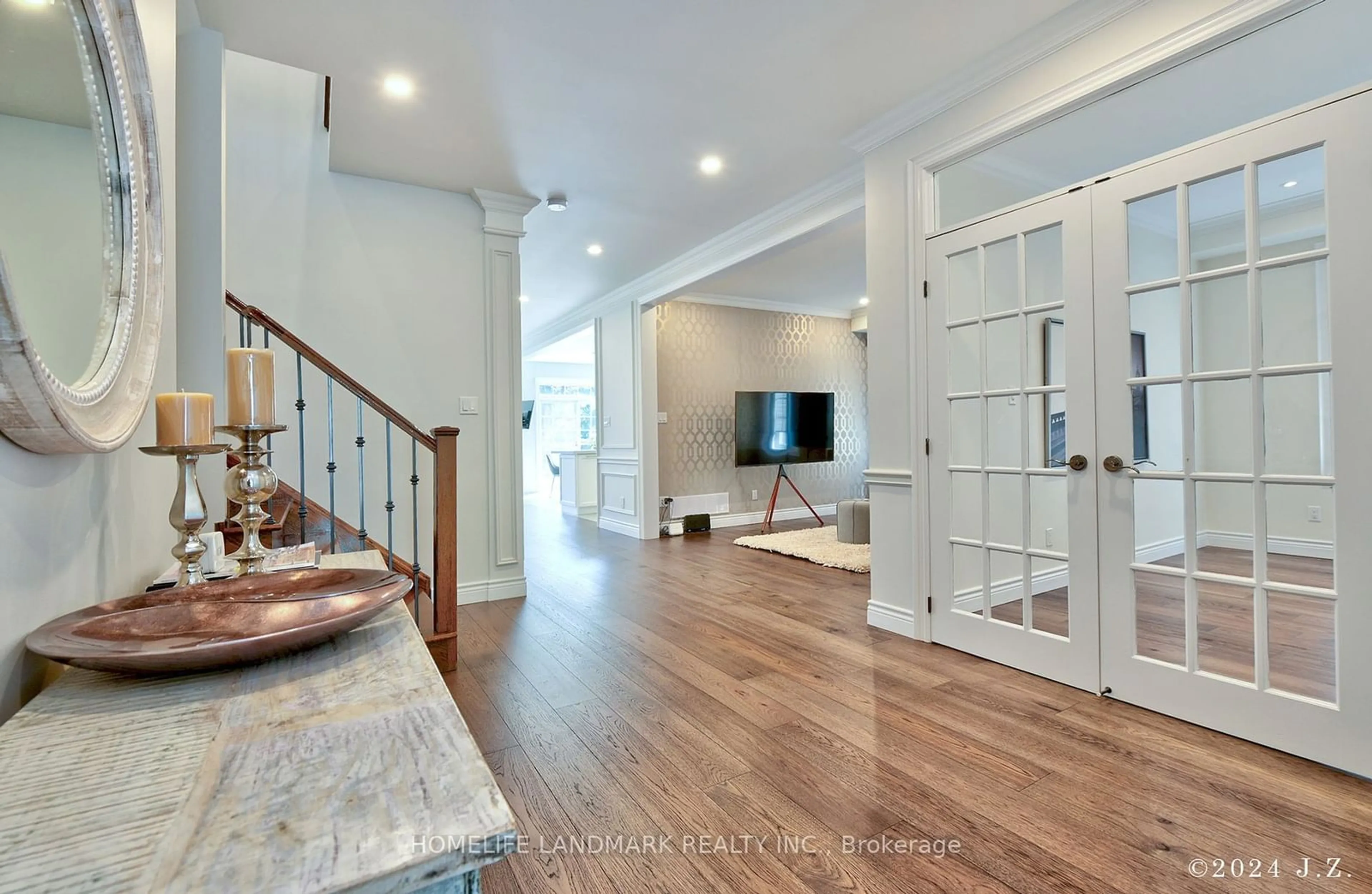 Indoor entryway, wood floors for 57 Castleglen Blvd, Markham Ontario L6C 0A9