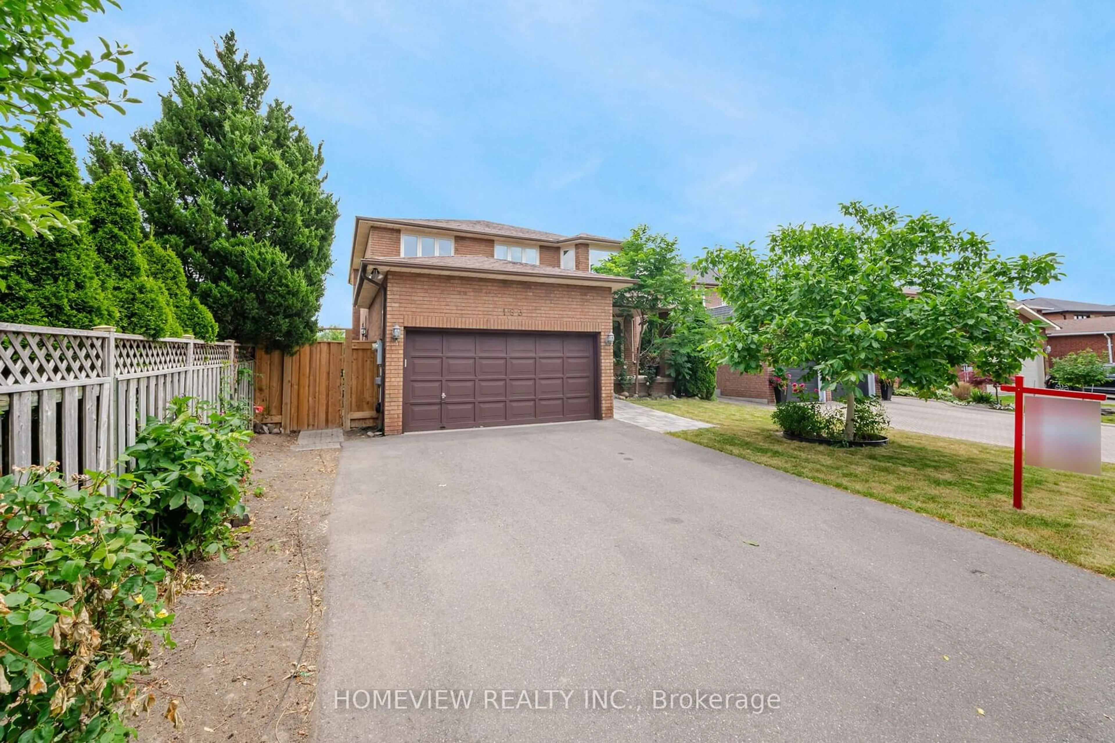 Frontside or backside of a home for 183 Belair Way, Vaughan Ontario L4L 7T4