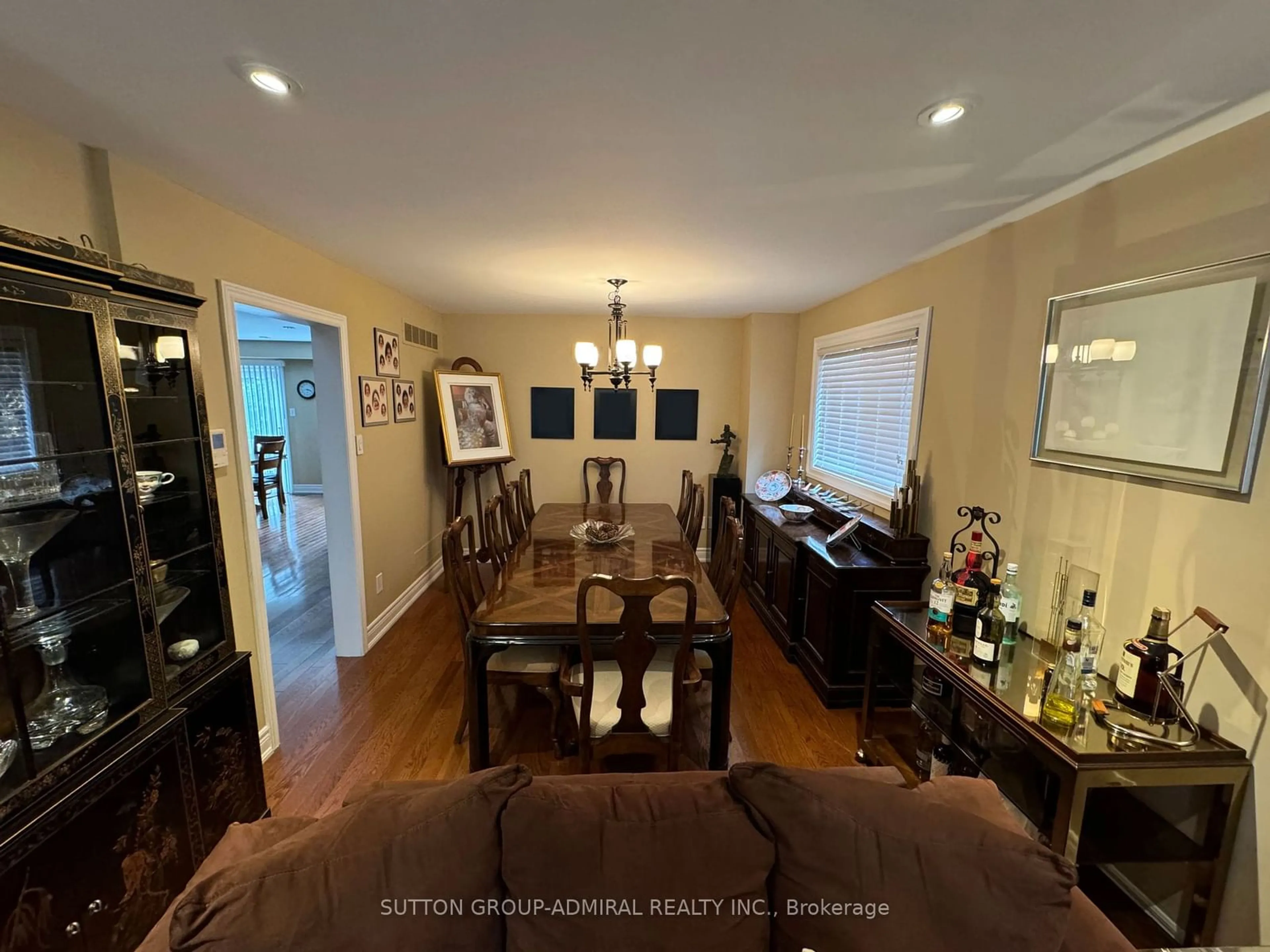 Dining room, wood floors, cottage for 148 Mountbatten Rd, Vaughan Ontario L4J 7W2