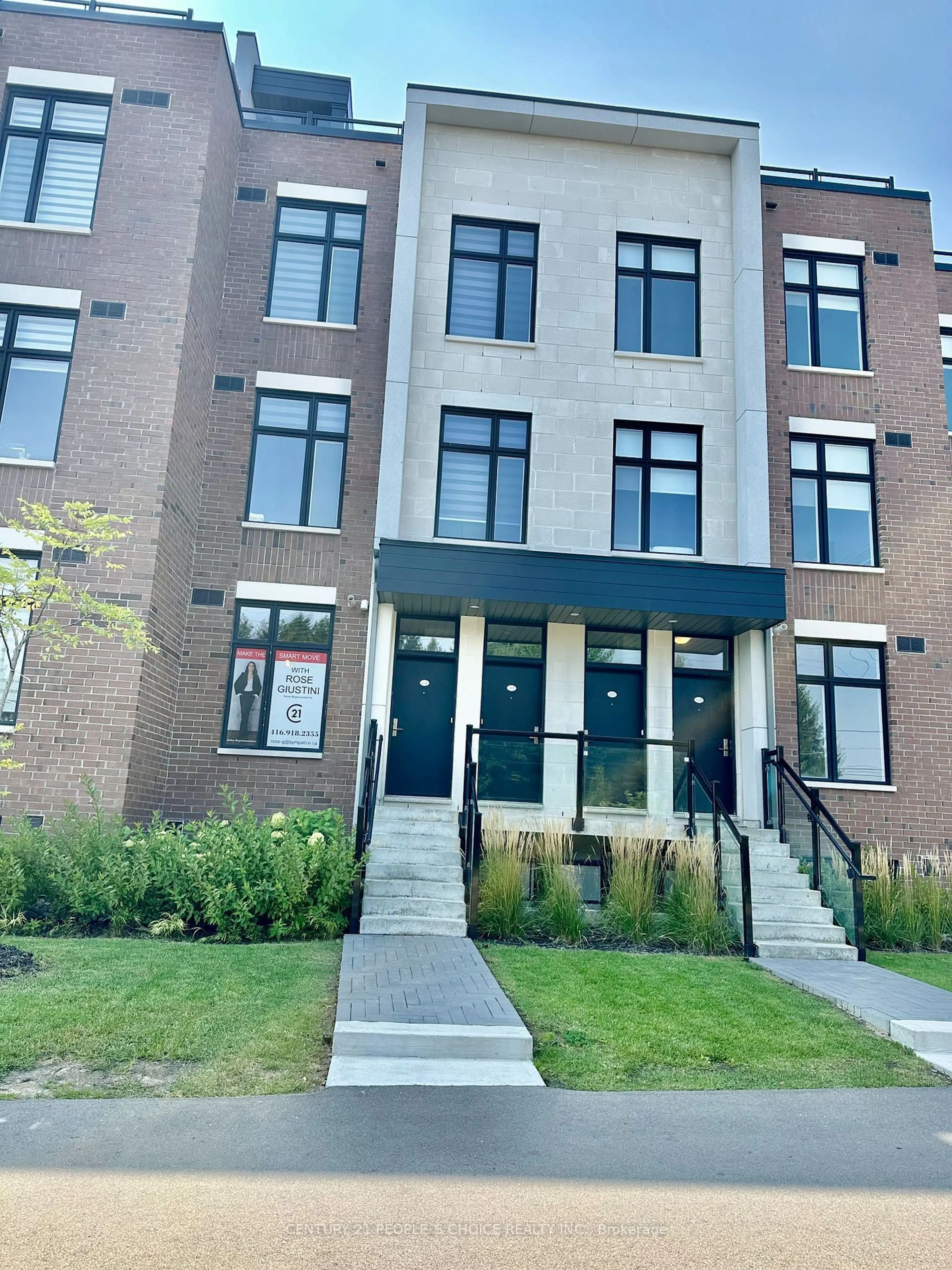 A pic from exterior of the house or condo for 9560 Islington Ave #L112, Vaughan Ontario L4H 5E8