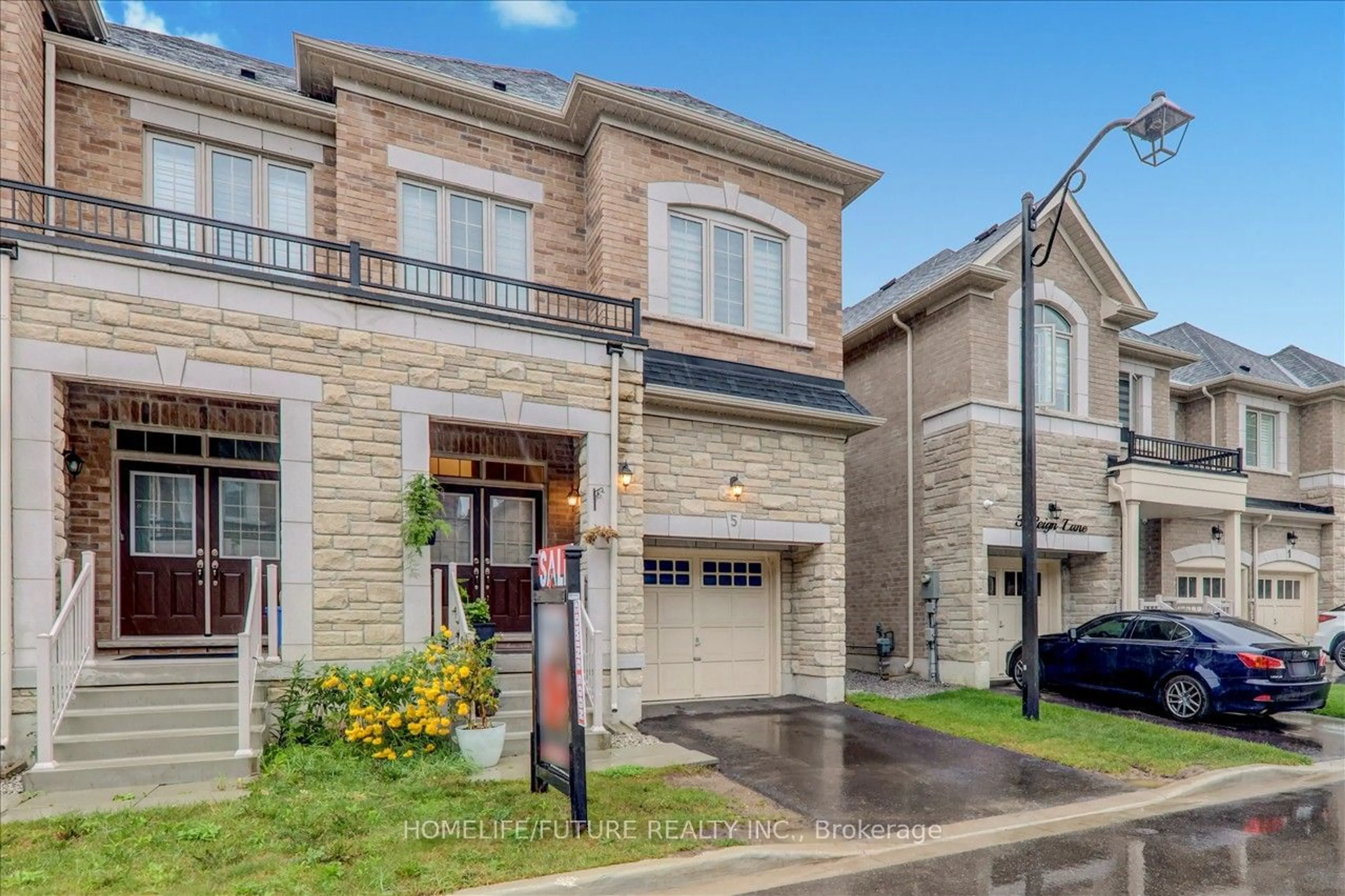 Home with brick exterior material for 5 Reign Lane, Markham Ontario L3S 0E8