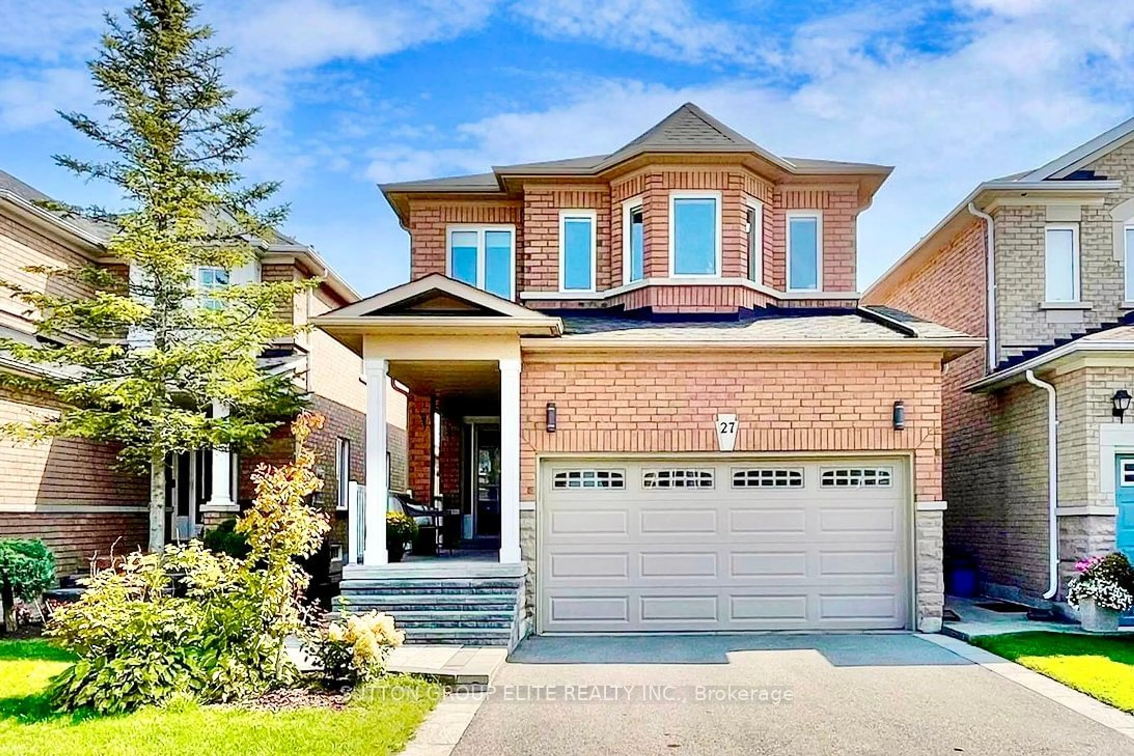 Home with brick exterior material for 27 Deerwood Cres, Richmond Hill Ontario L4E 4B5