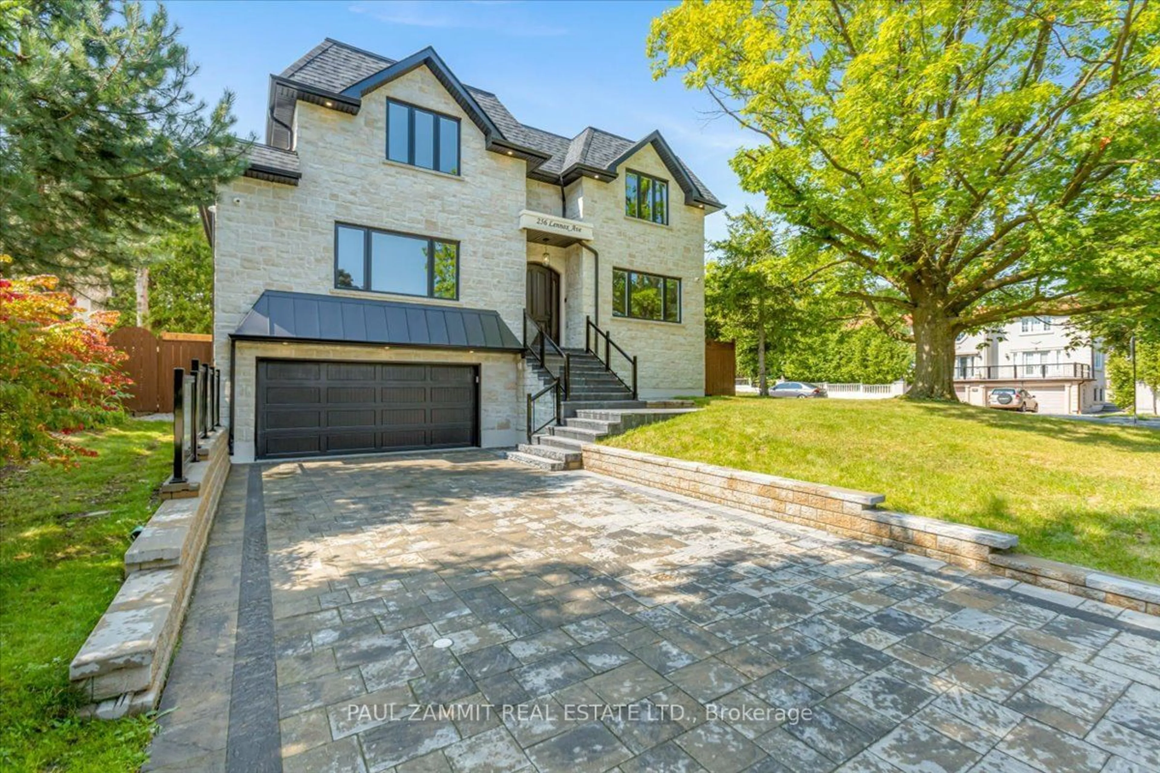 Home with brick exterior material for 256 Lennox Ave, Richmond Hill Ontario L4C 2A6