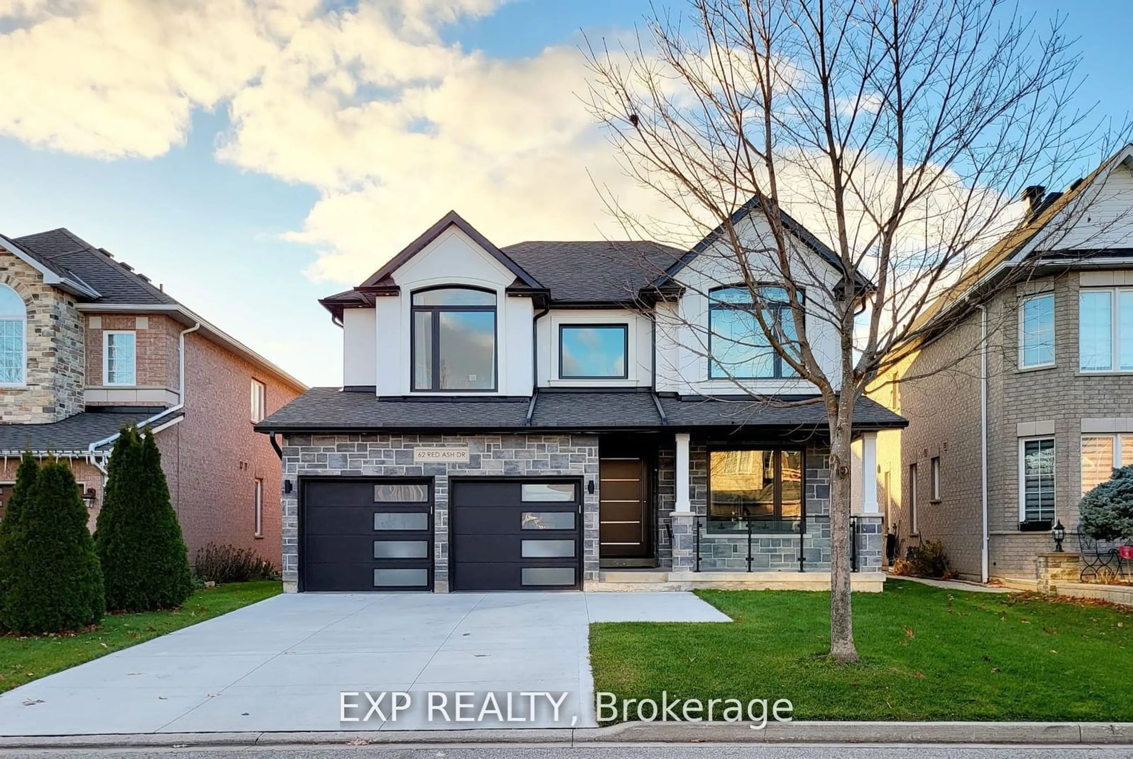 Frontside or backside of a home for 62 Red Ash Dr, Markham Ontario L3S 4B8