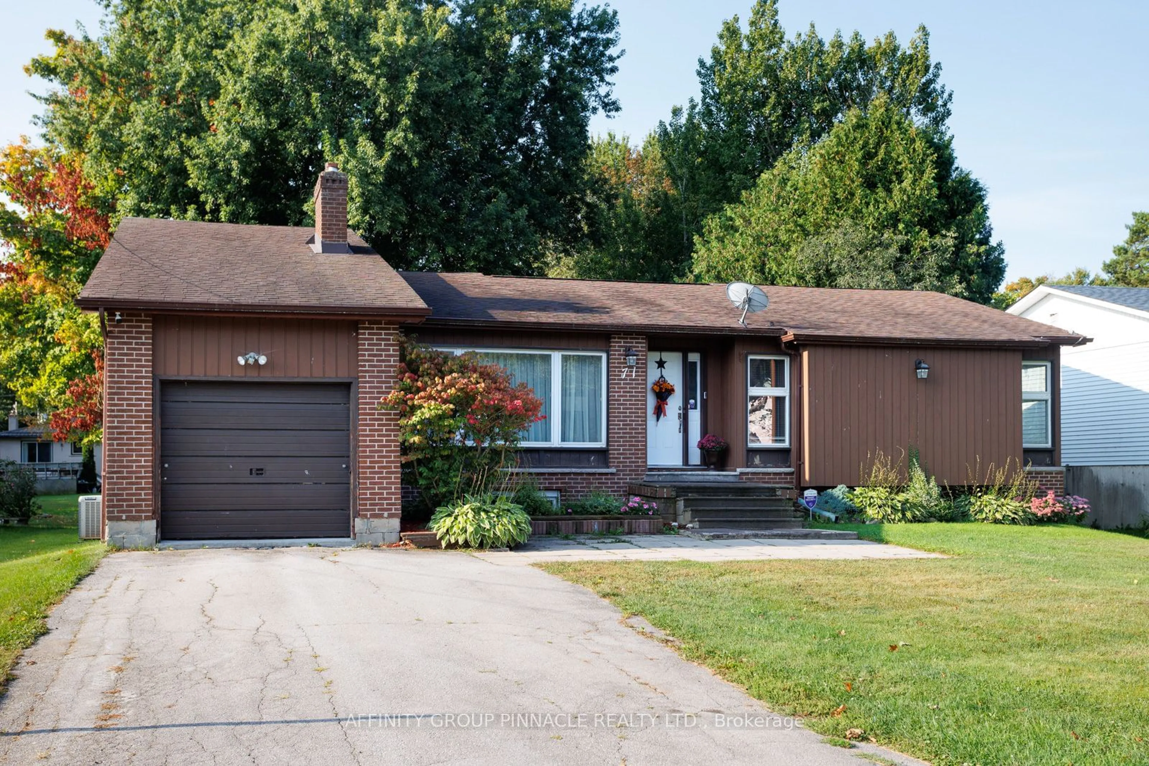 Home with brick exterior material for 71 Fifth St, Brock Ontario L0K 1A0