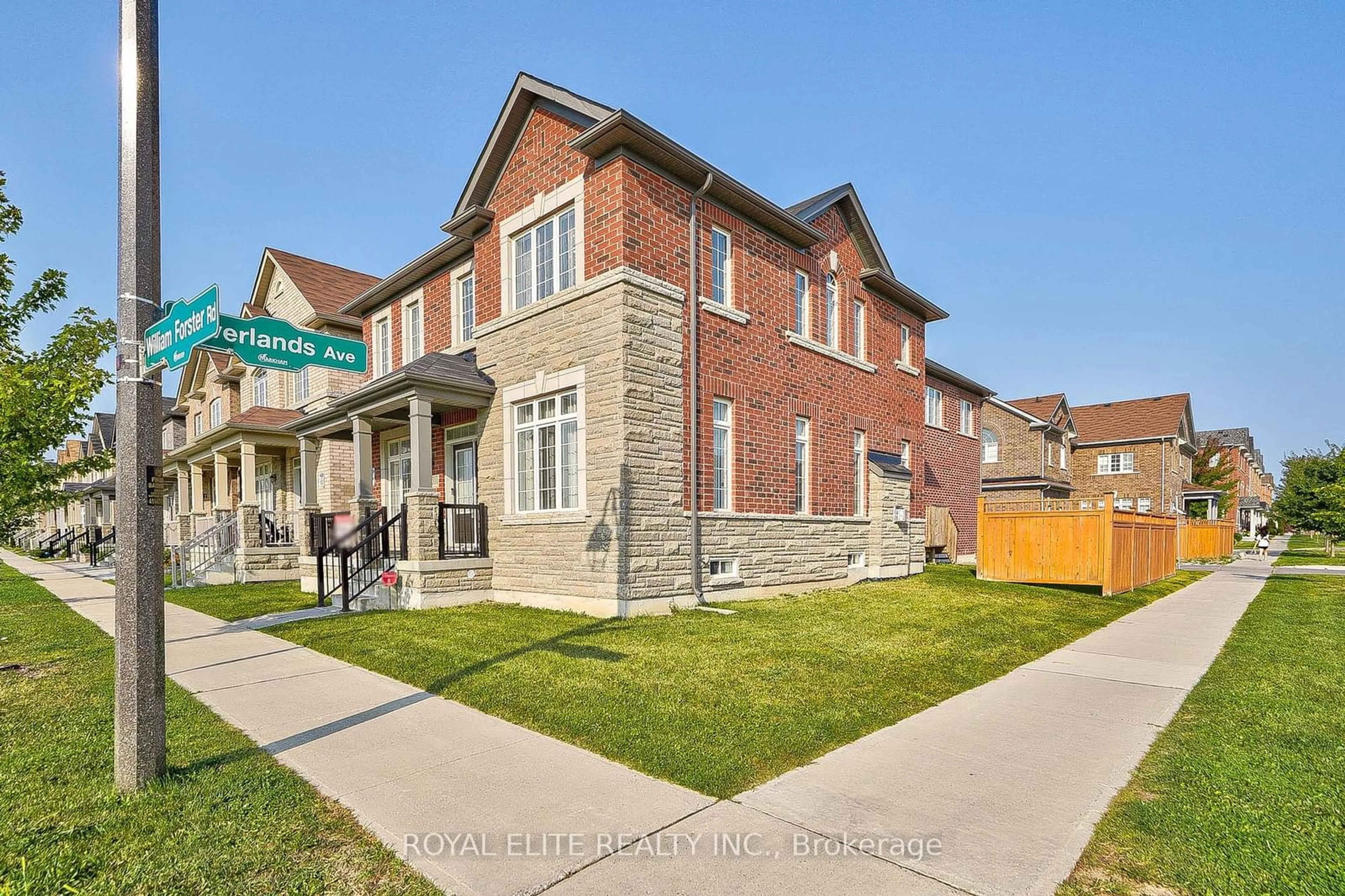 A pic from exterior of the house or condo, the street view for 331 William Forster Rd, Markham Ontario L6B 0R9