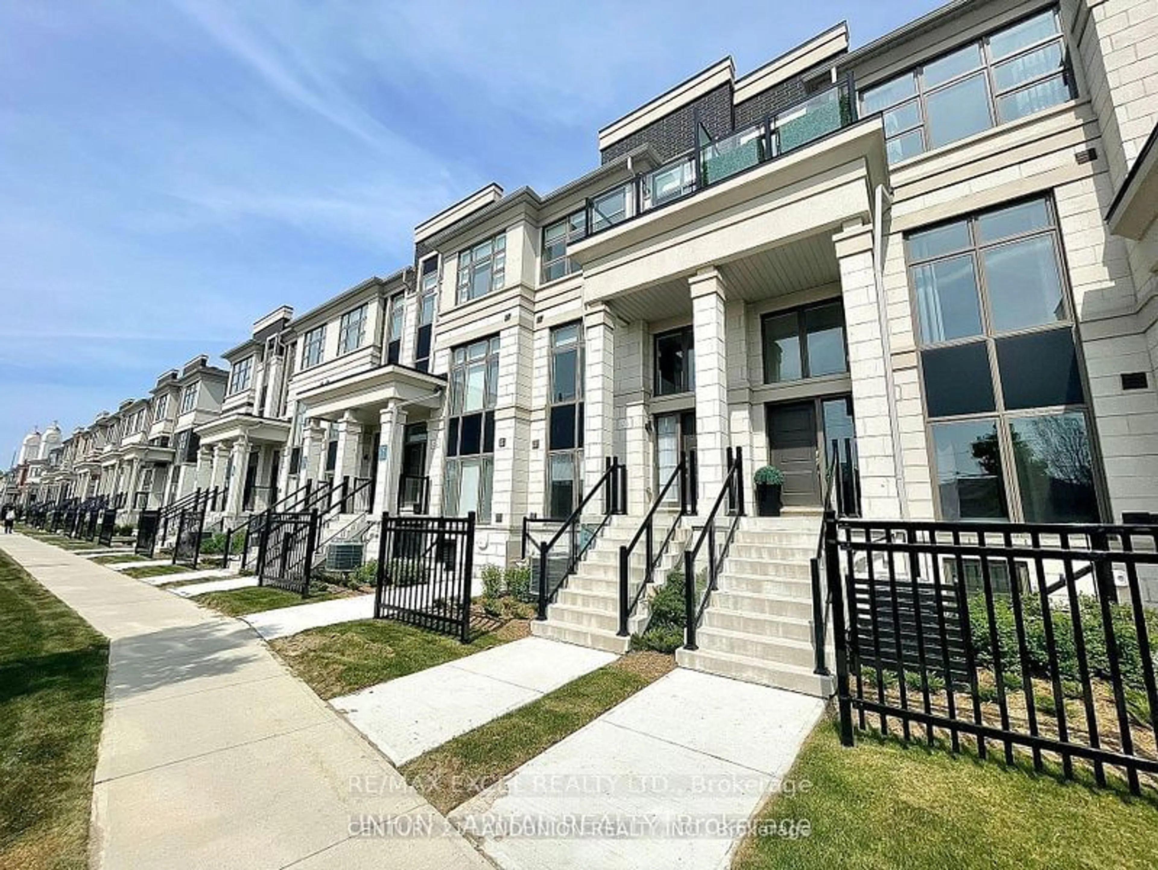 A pic from exterior of the house or condo for 33 WUHAN Lane, Markham Ontario L6E 0V4