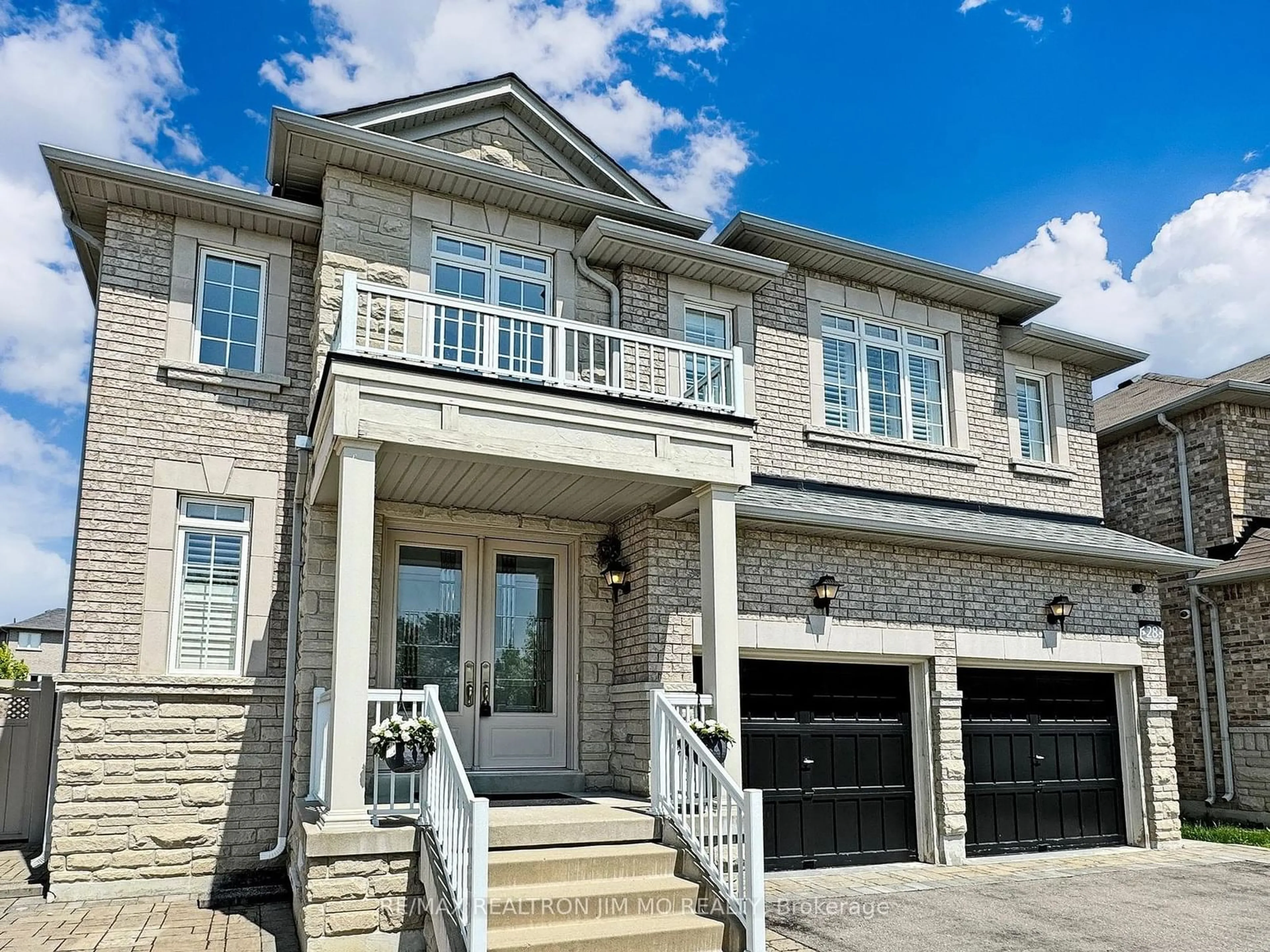 Home with brick exterior material for 28 Sanders Dr, Markham Ontario L6B 0M3