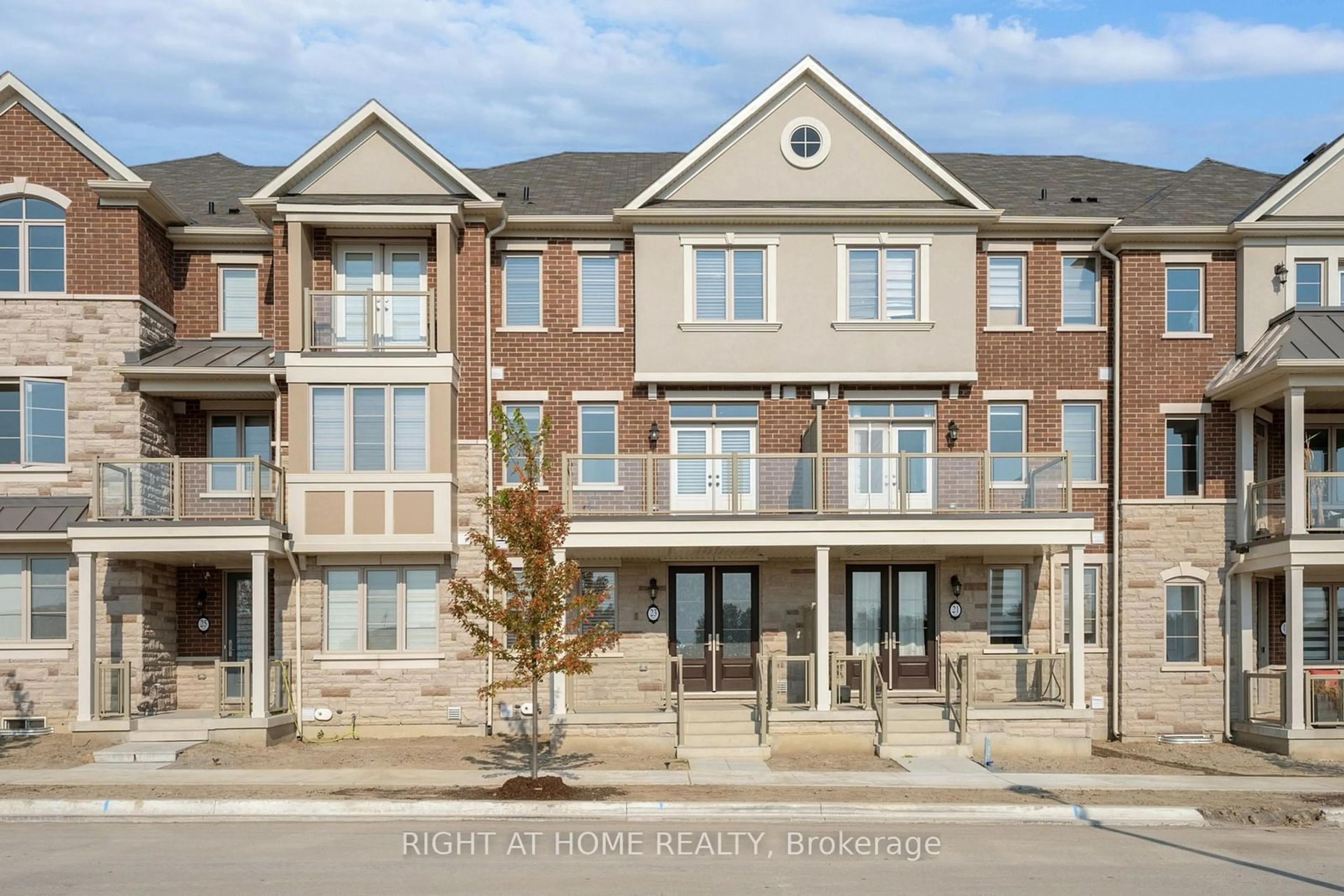 A pic from exterior of the house or condo for 23 Murray Wellman Crt, Markham Ontario L6B 1C9