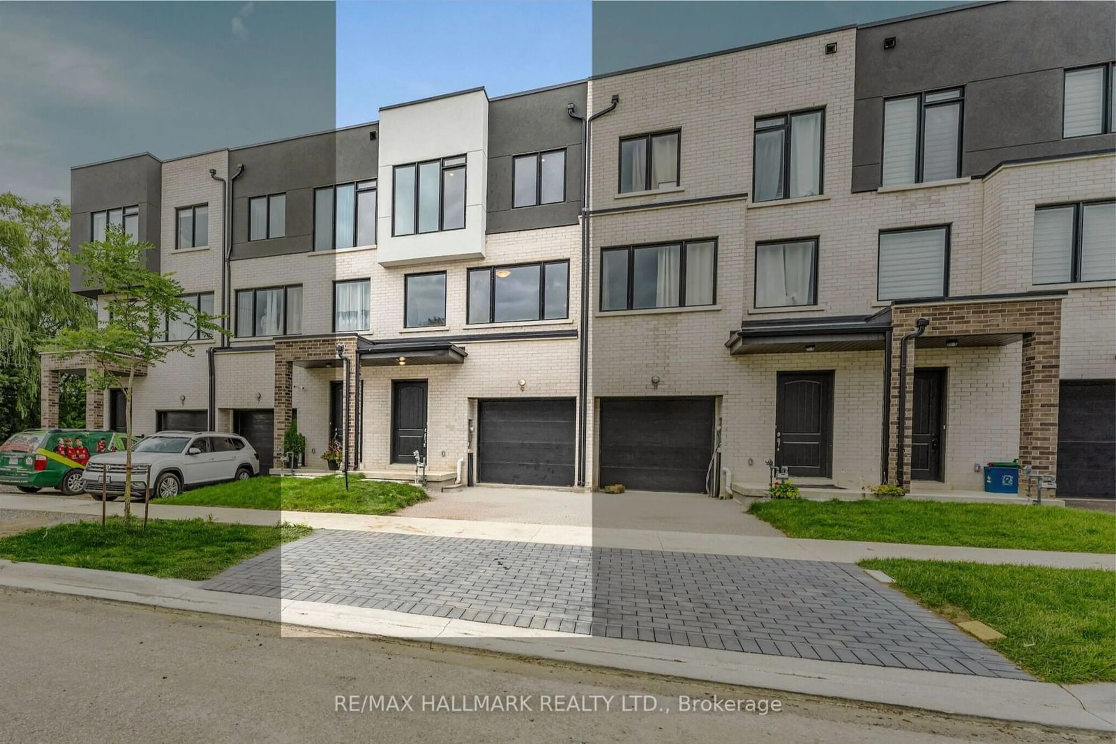 A pic from exterior of the house or condo for 9 Persica St, Richmond Hill Ontario L4E 2T3