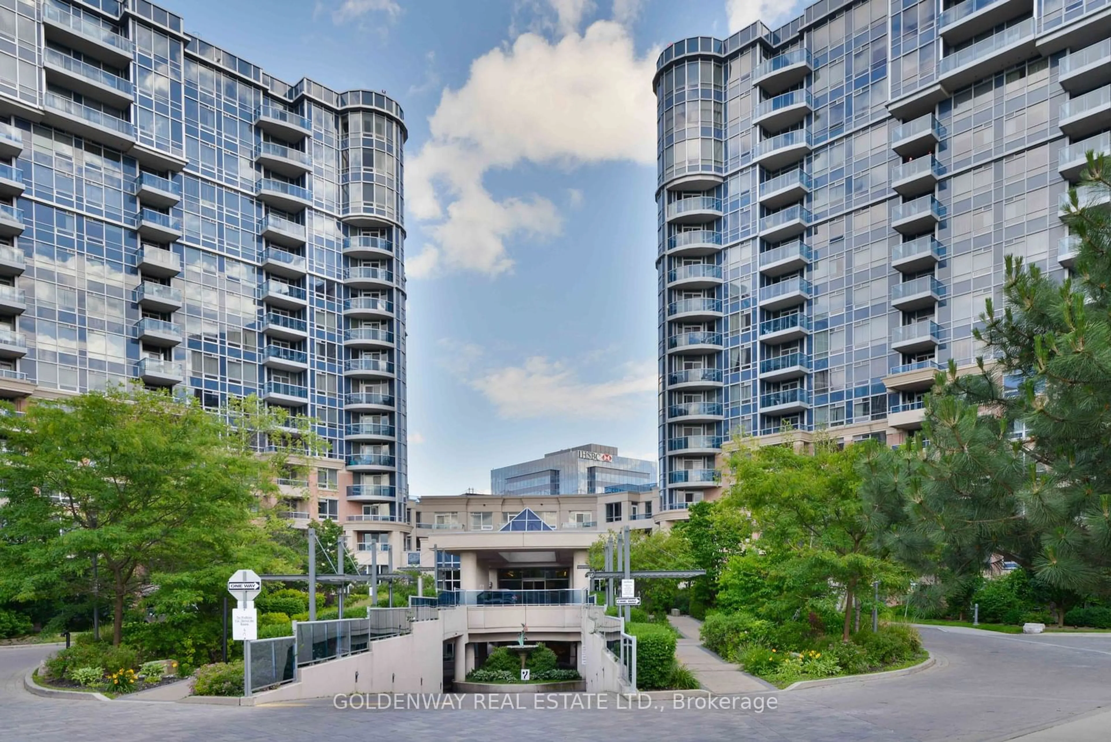 A pic from exterior of the house or condo, the front or back of building for 23 Cox Blvd #572, Markham Ontario L3R 7Z9