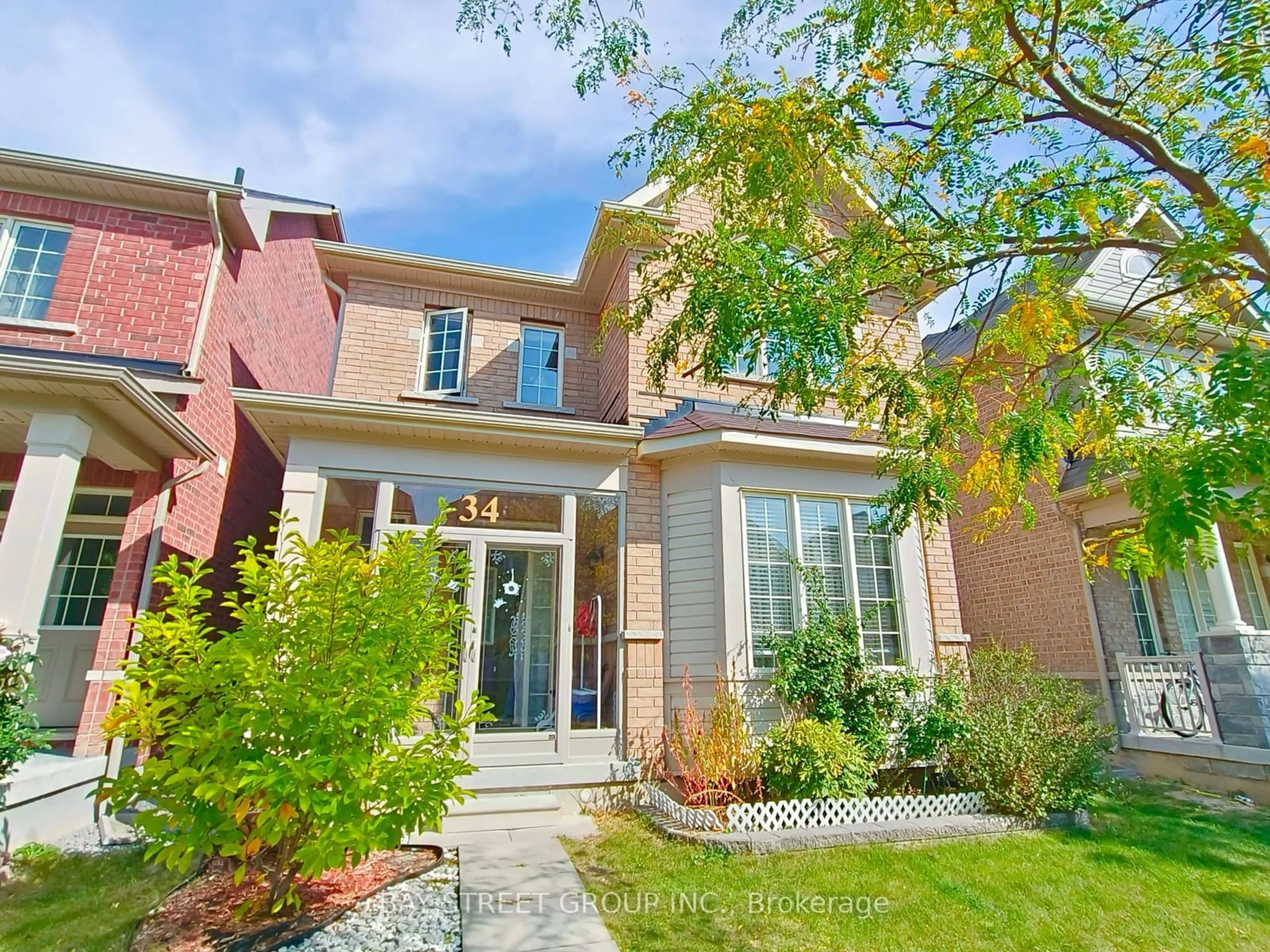 Home with brick exterior material for 34 Vinod Rd, Markham Ontario L6B 0X9