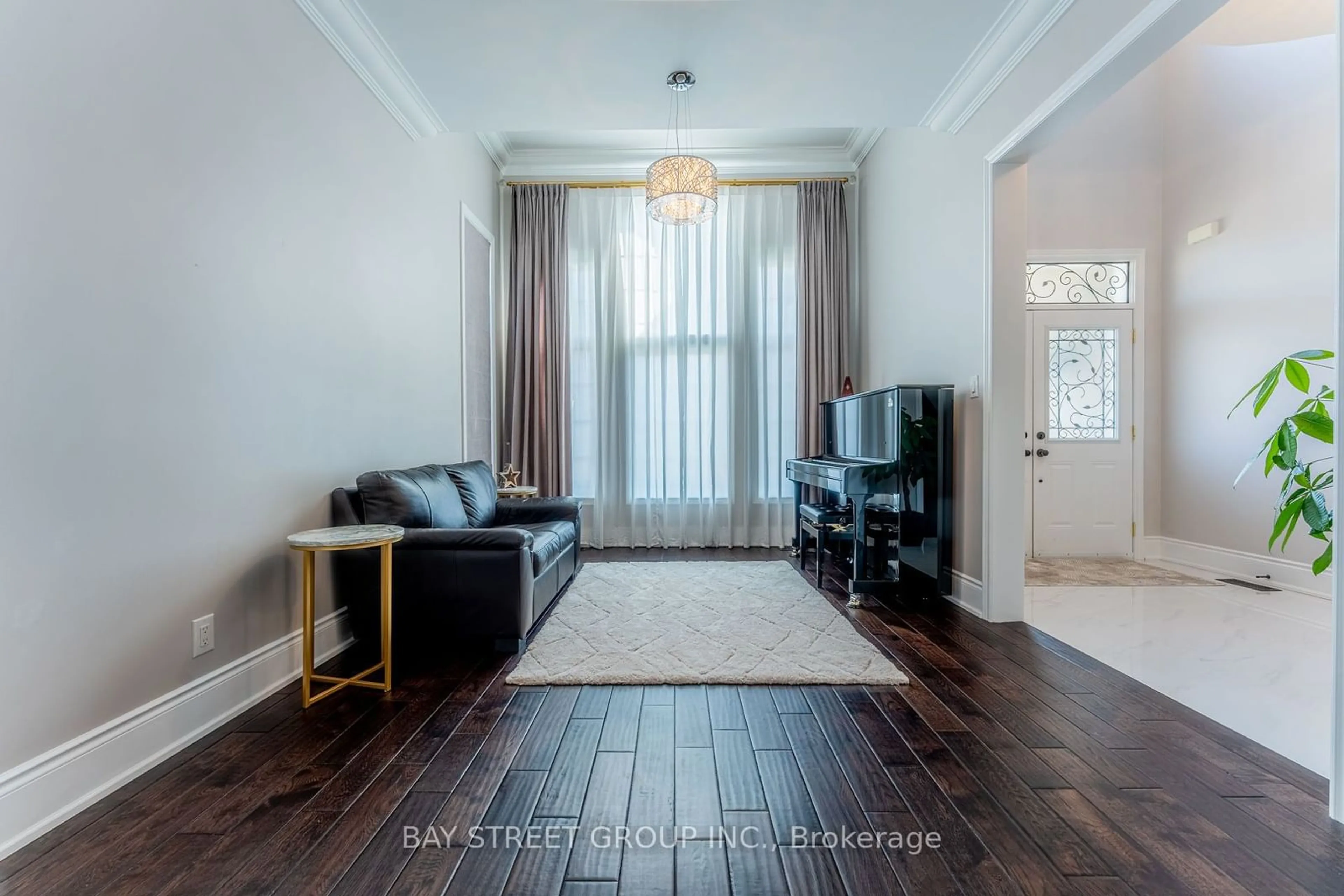 Living room, wood floors for 12 Toscanini Rd, Richmond Hill Ontario L4E 2Y7