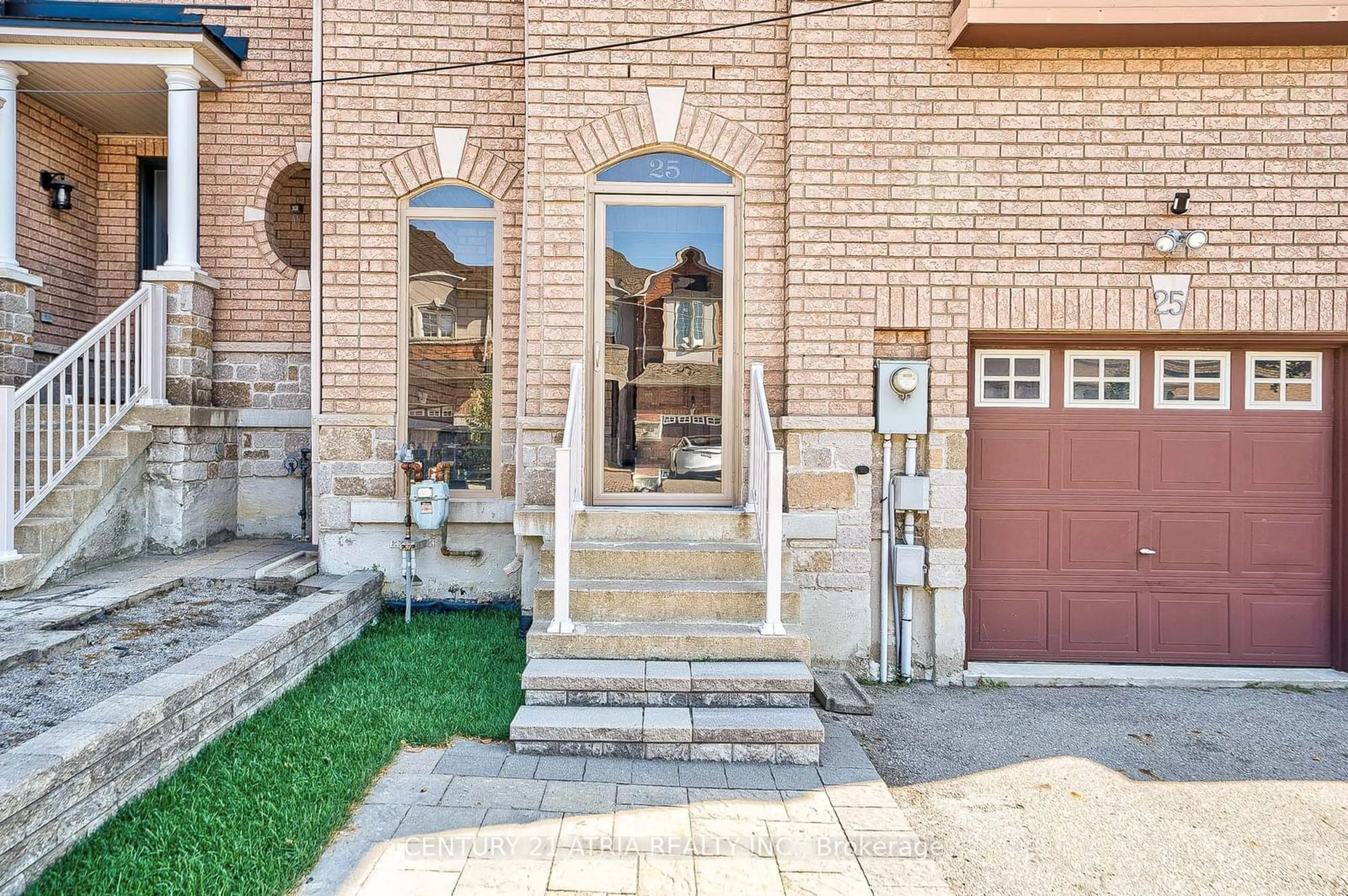 Home with brick exterior material for 25 Gauguin Ave, Vaughan Ontario L4J 9J3