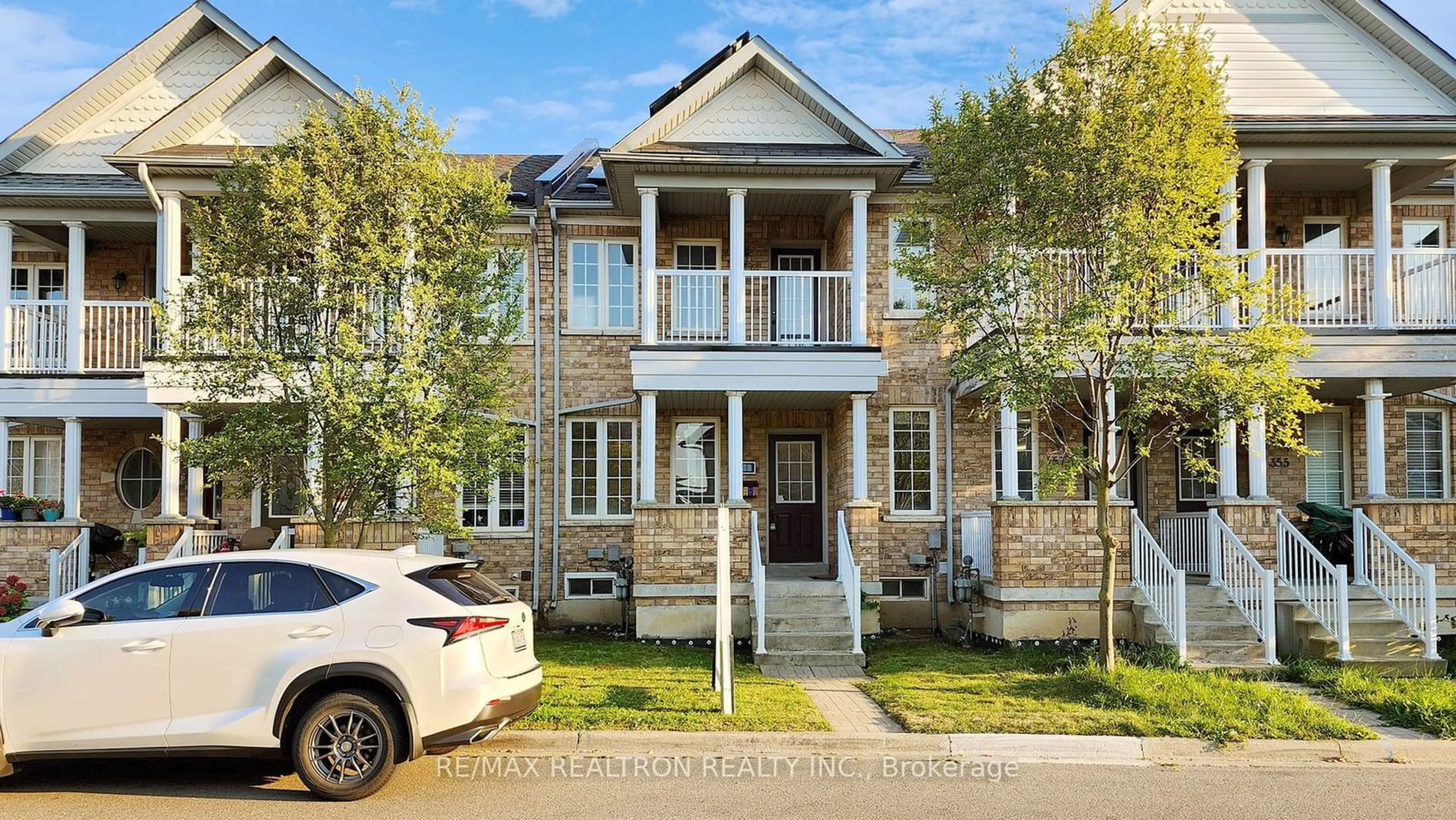 A pic from exterior of the house or condo for 359 Caboto Tr, Markham Ontario L3R 5G6