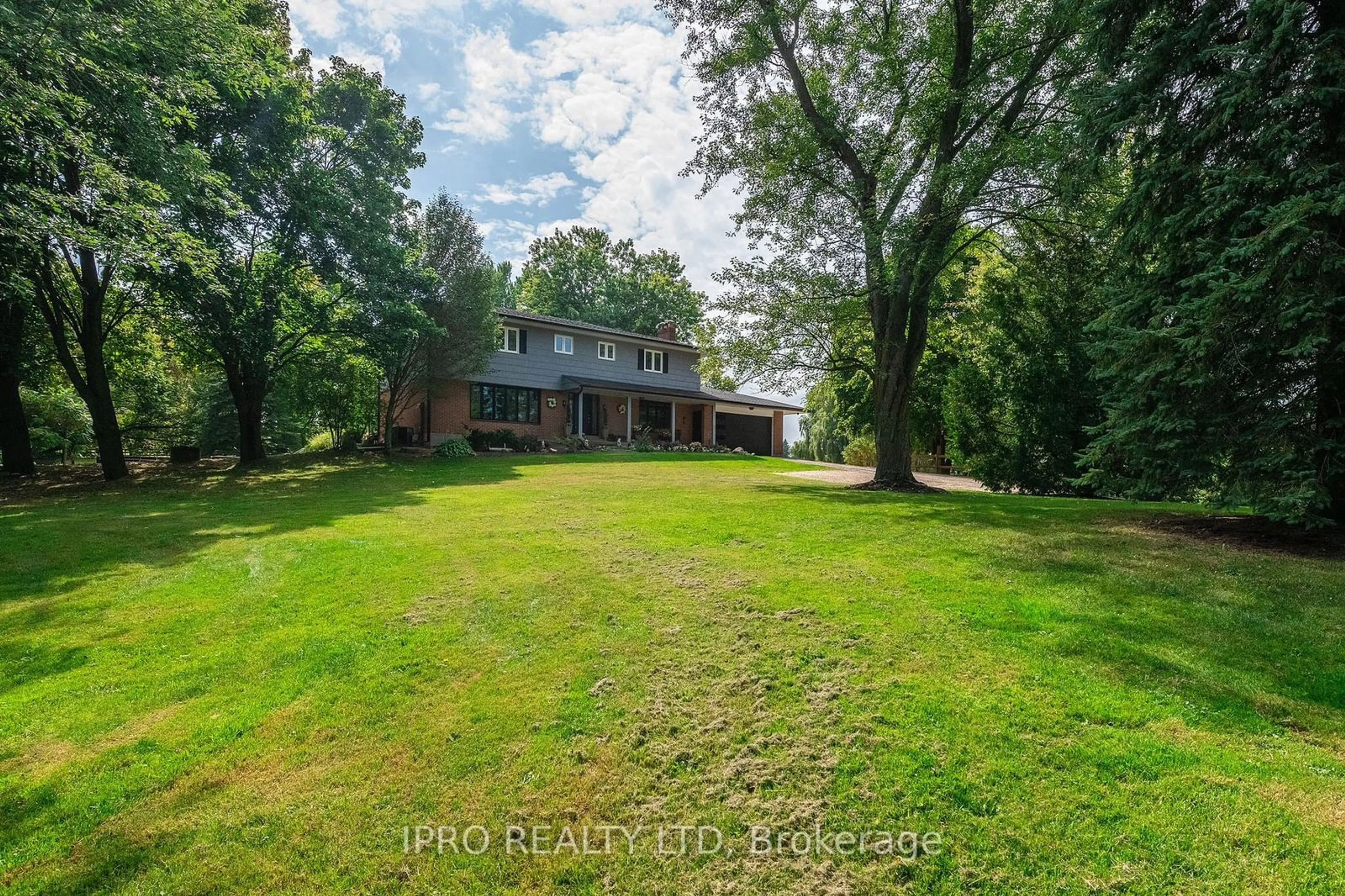 Frontside or backside of a home, the fenced backyard for 6845 19th Sdrd, King Ontario L0G 1T0